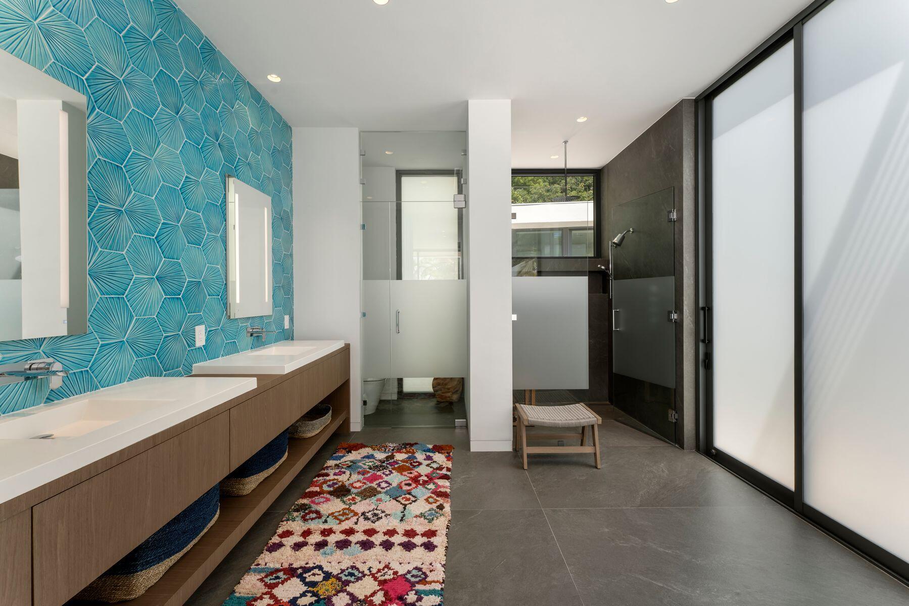 19 Avacado Street Property Photo 82