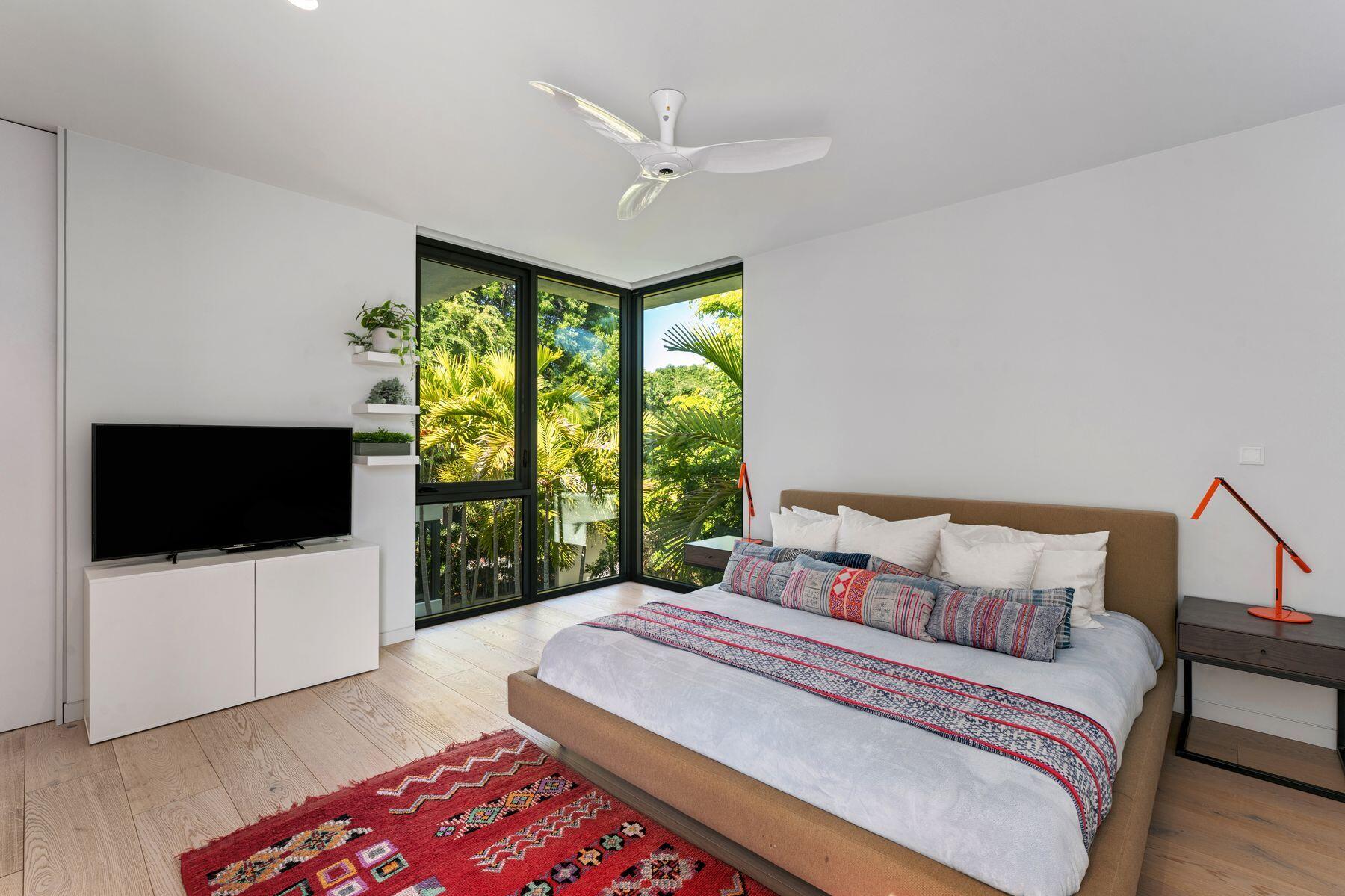 19 Avacado Street Property Photo 101