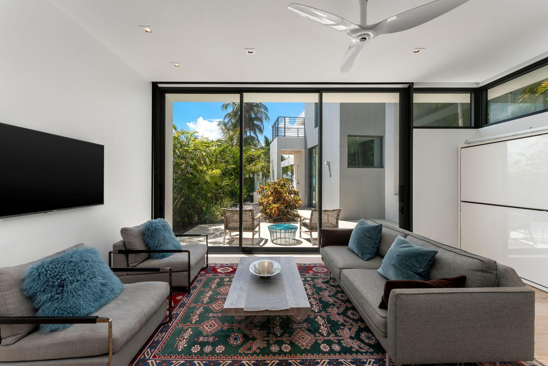 19 Avacado Street Property Photo 108
