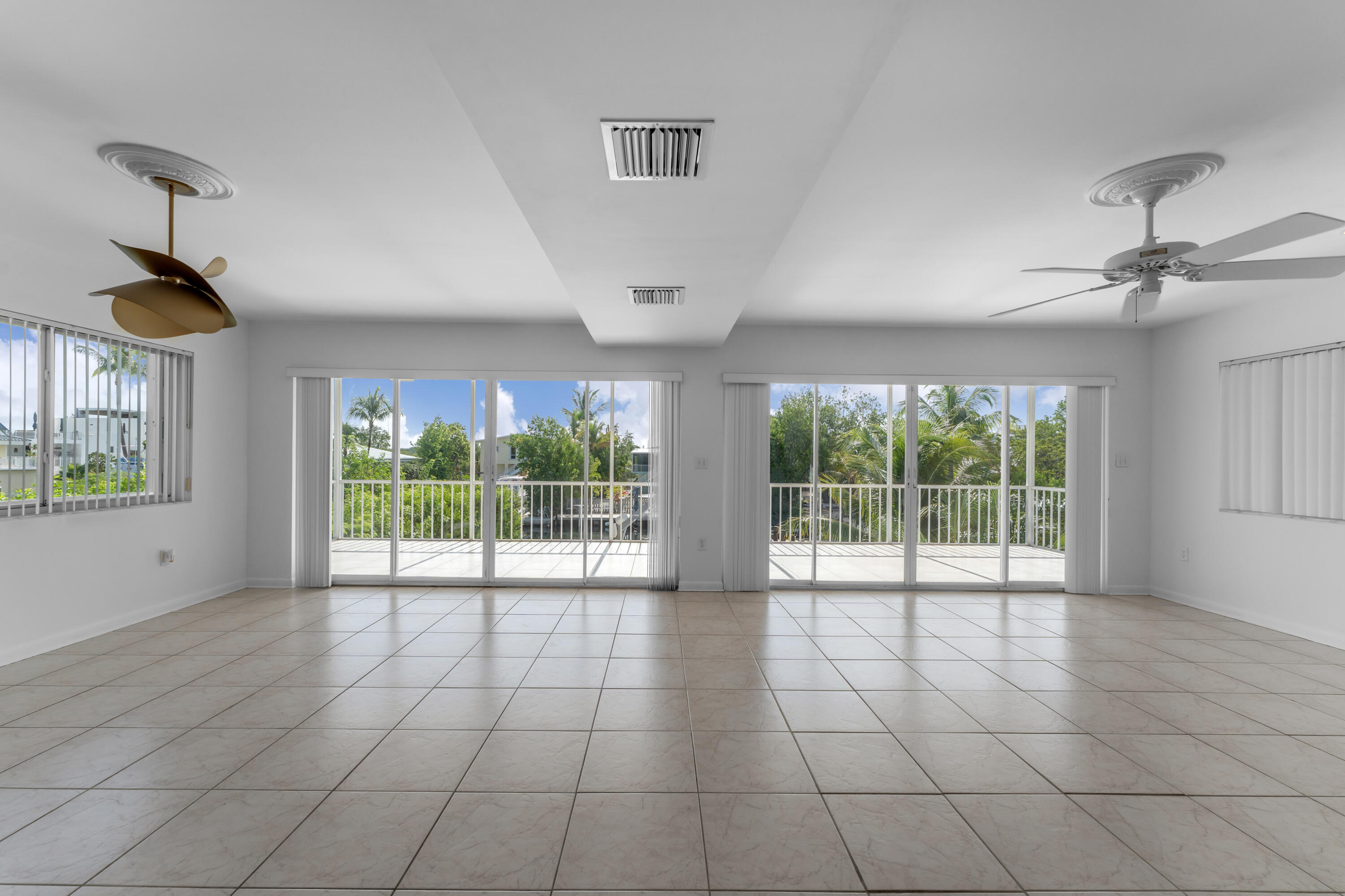 3 Stillwright Way Property Photo 5