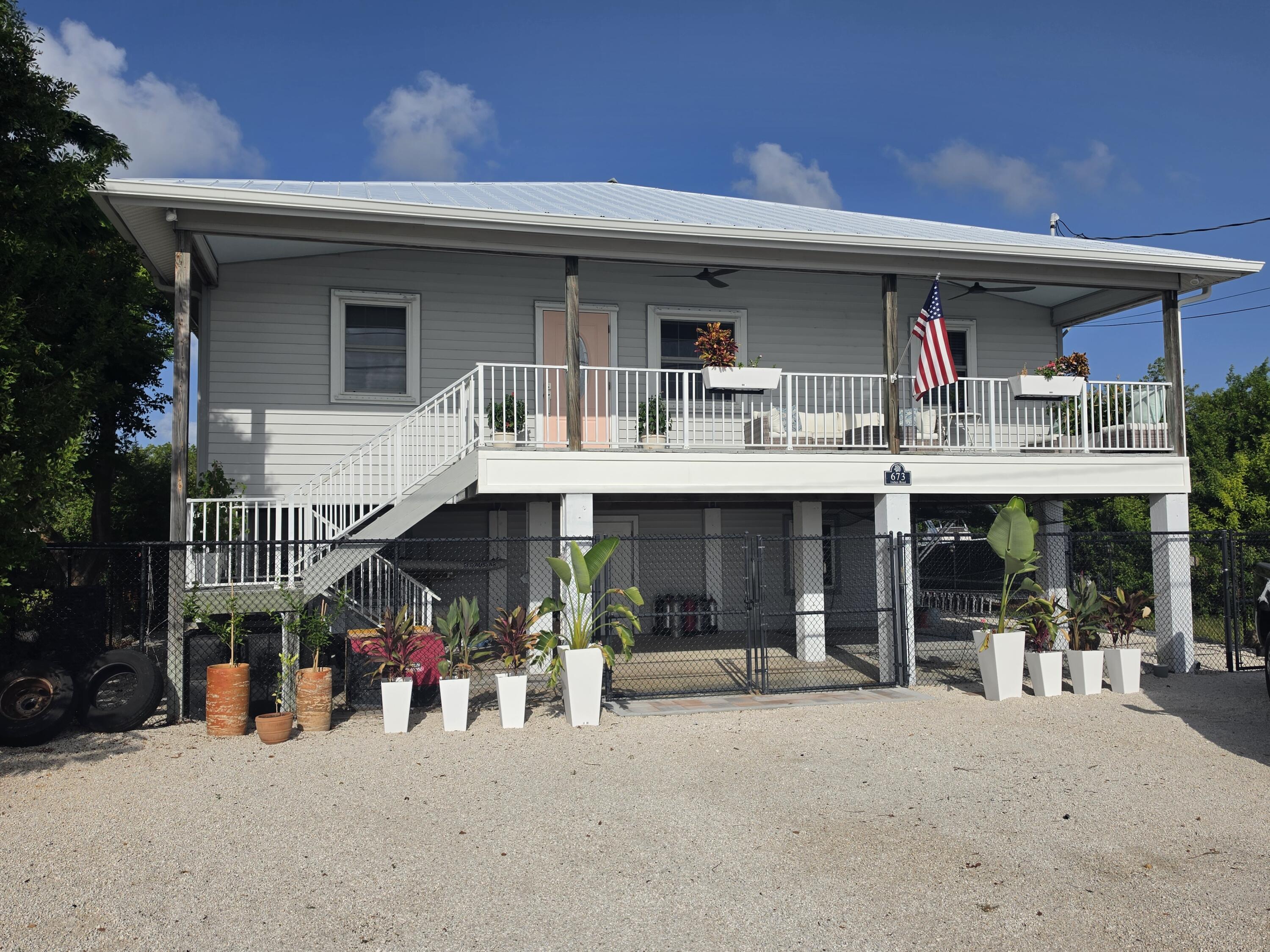 673 Indies Road Property Photo 1