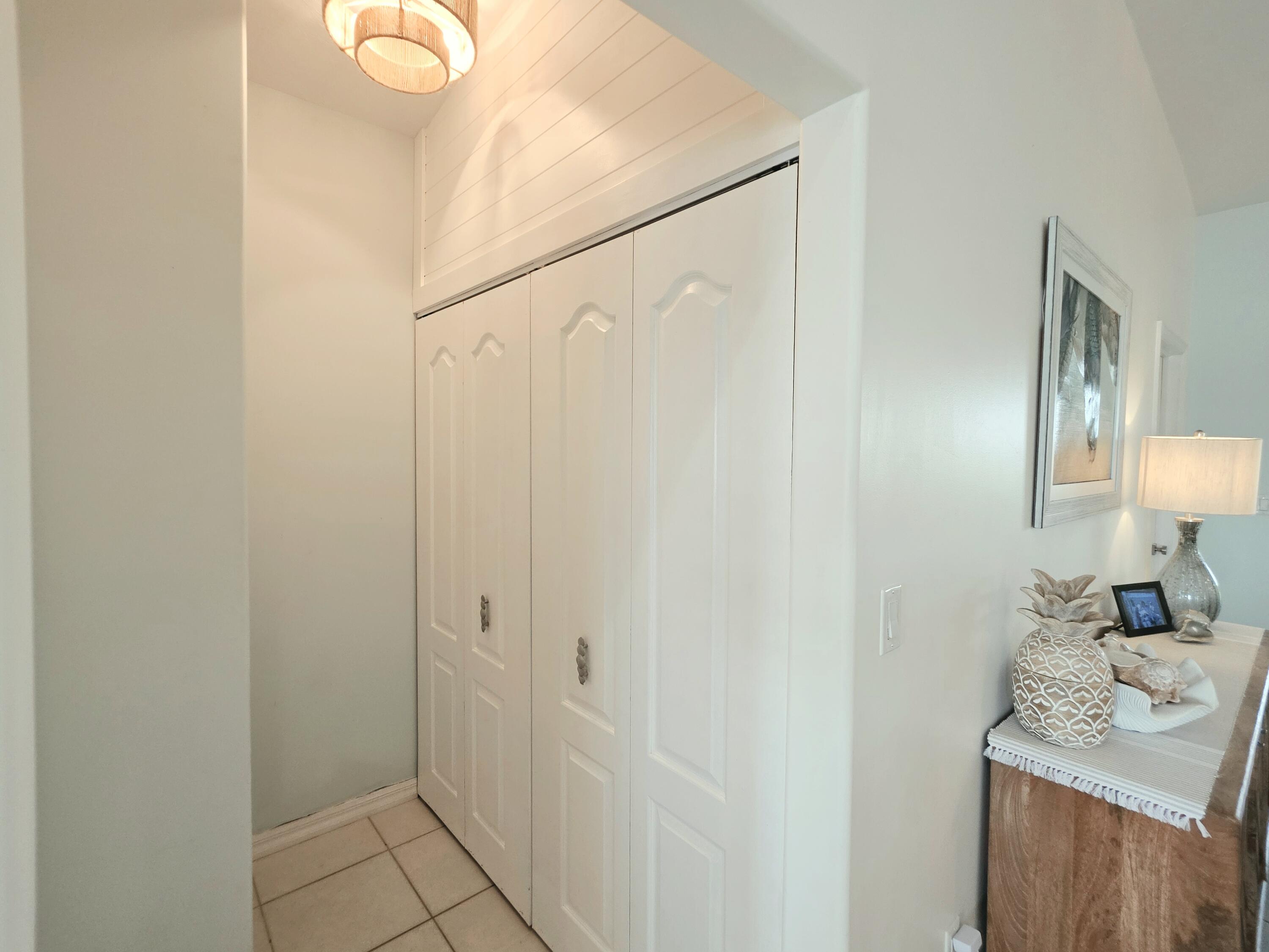 673 Indies Road Property Photo 9