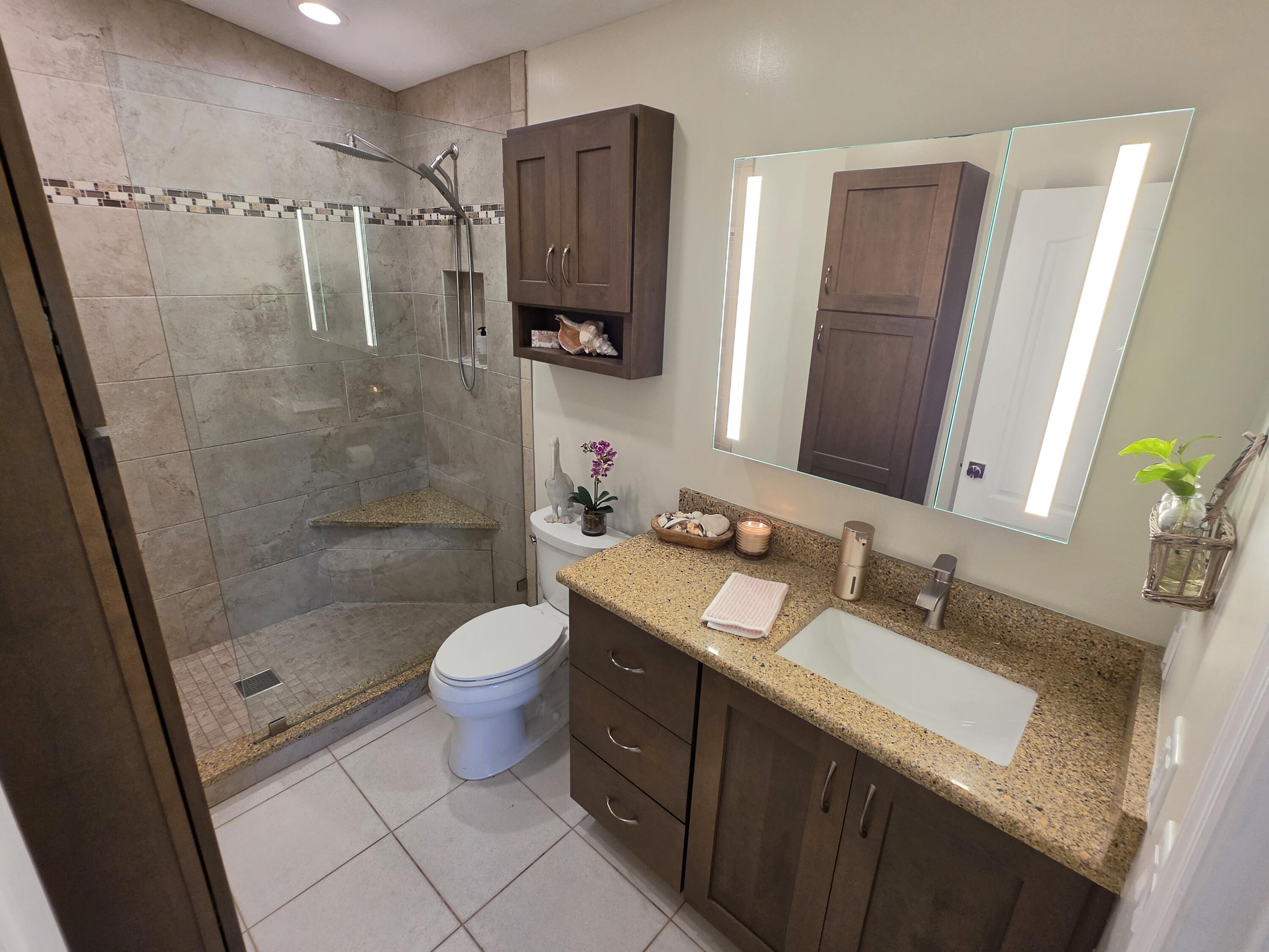 673 Indies Road Property Photo 17
