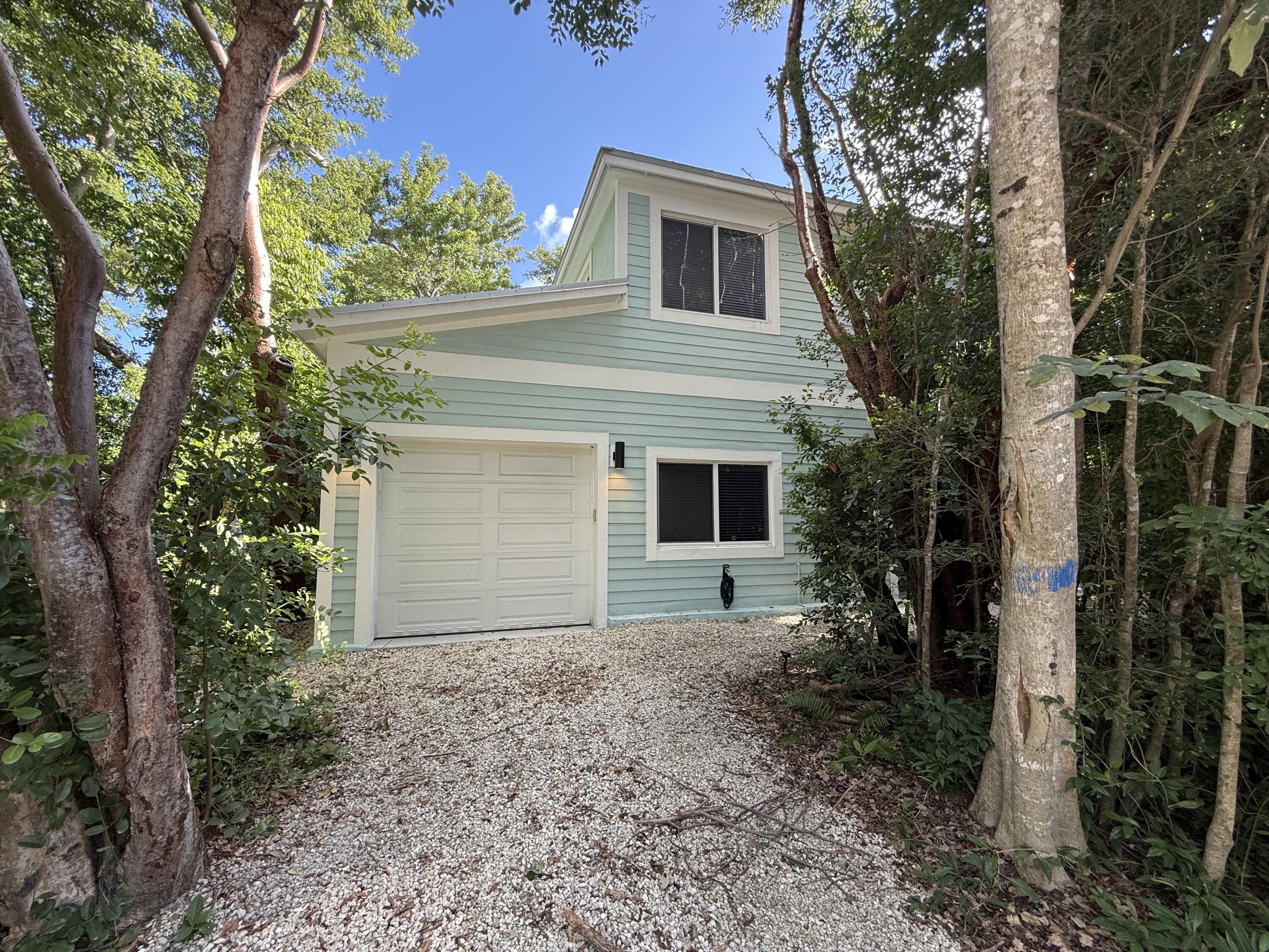 809 Miramar Drive Property Photo 3