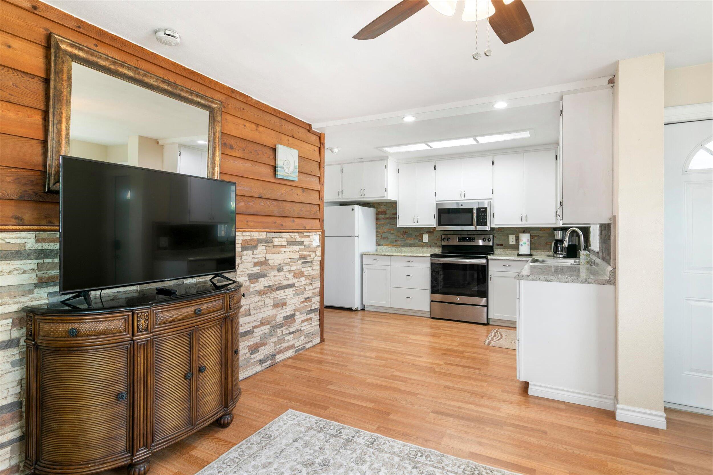 31032 Hollerich Drive Property Photo 12