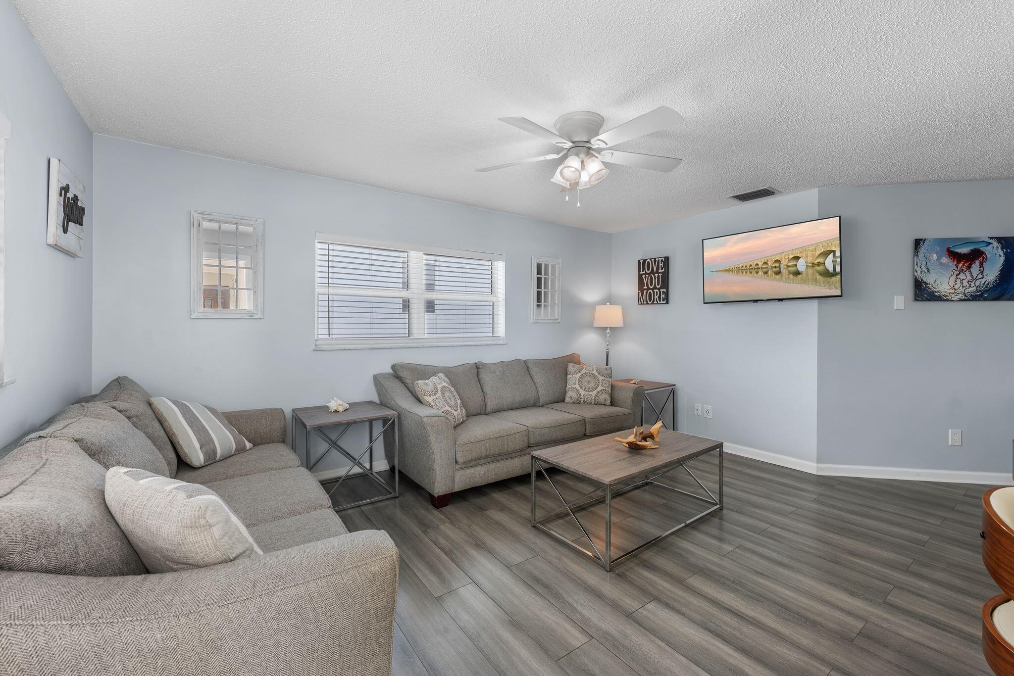 310 3rd Street Property Photo 12