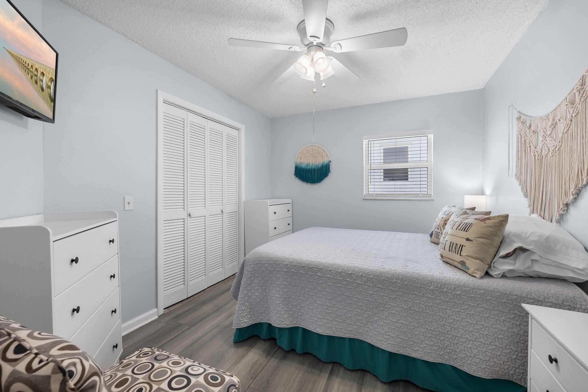 310 3rd Street Property Photo 18