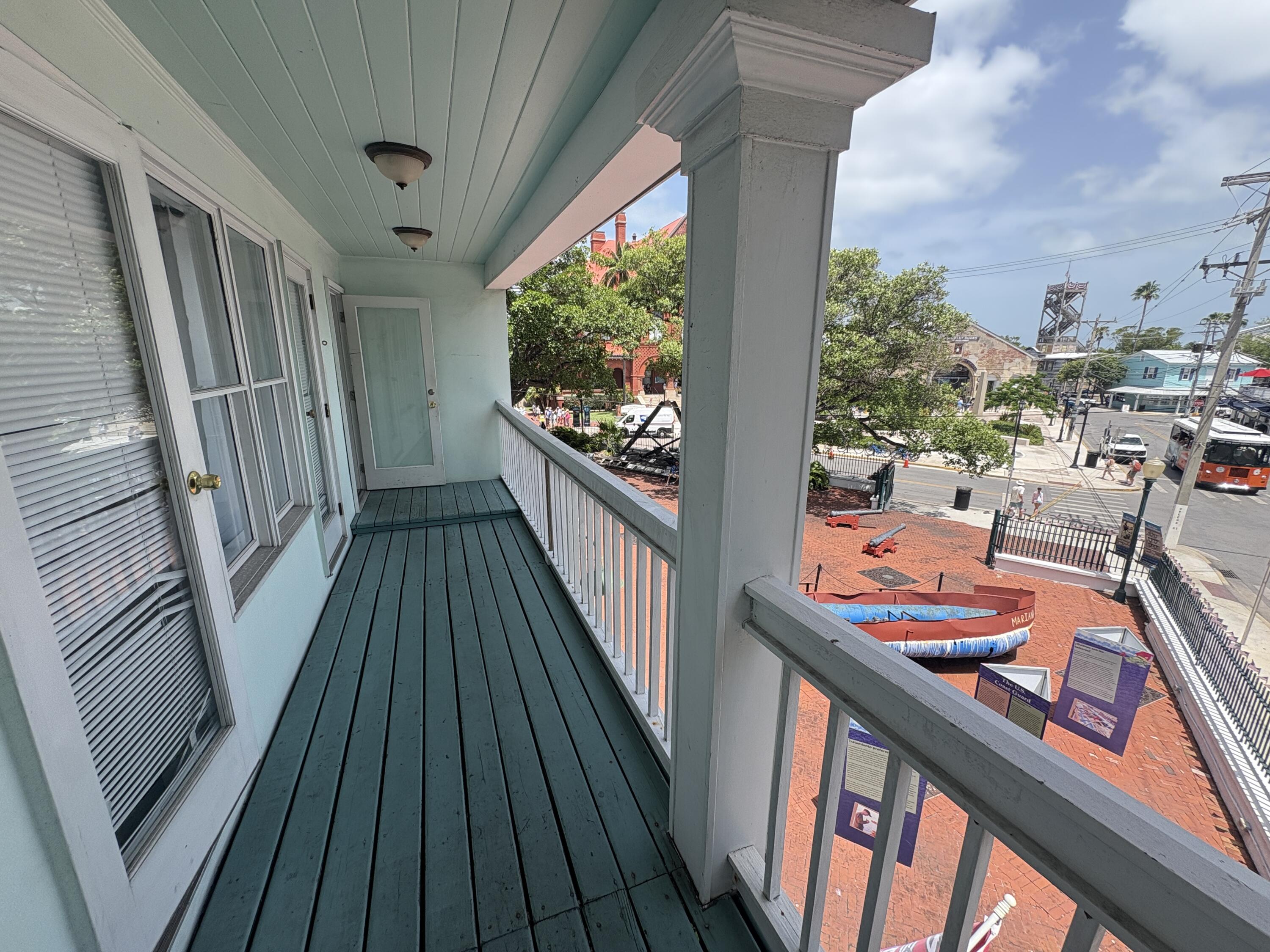 218 Whitehead Street Apartment Property Photo 15
