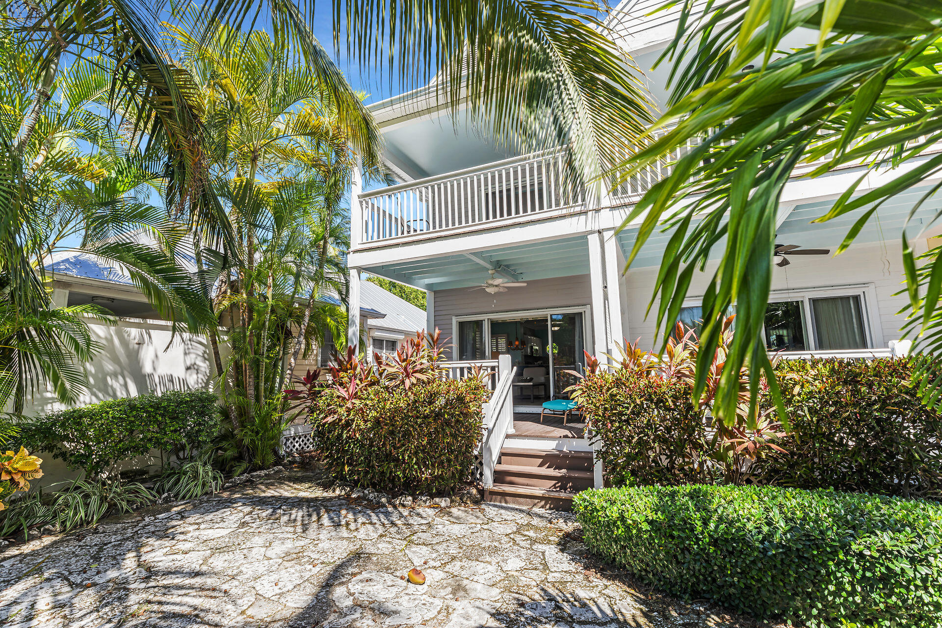 7103 Harbor Village Drive Property Photo 5