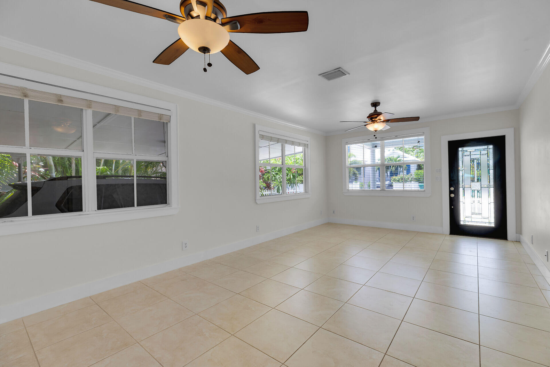 1708 South Street Property Photo 6