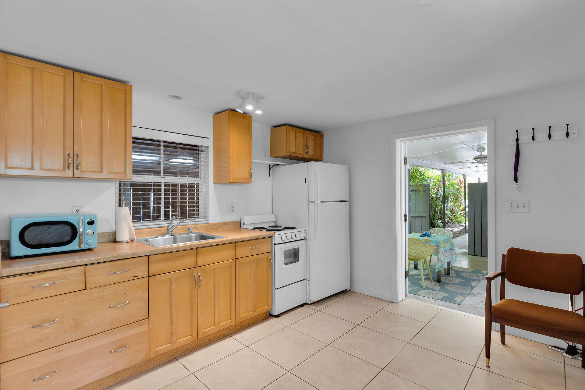 1708 South Street Property Photo 32