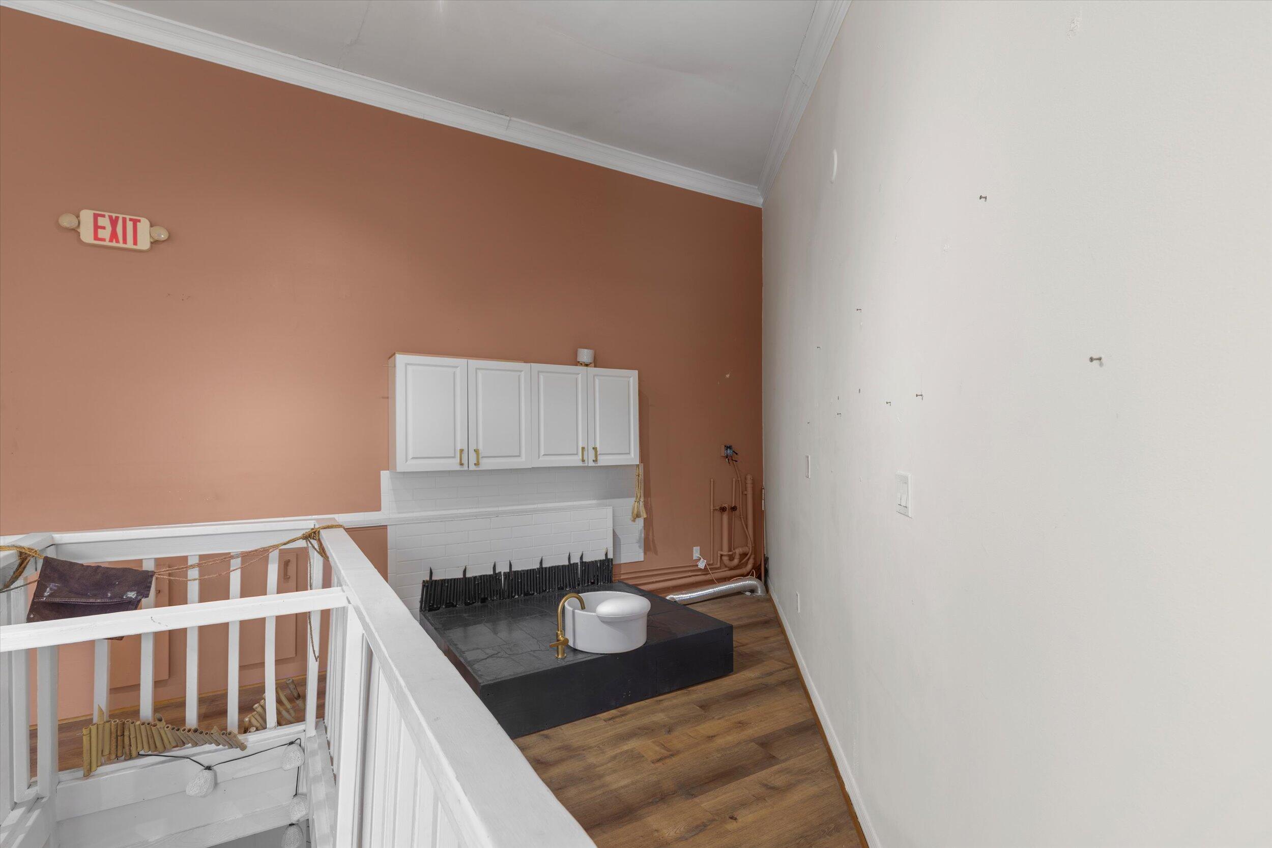 218 Whitehead Street 7 Property Photo 5