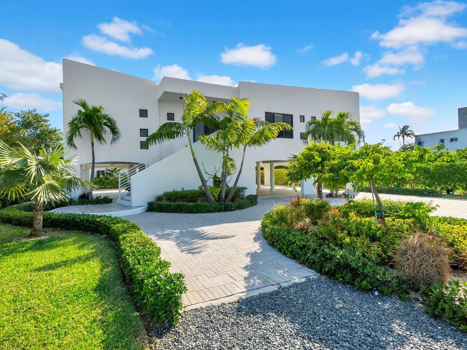 273 W Seaview Drive Property Photo 1