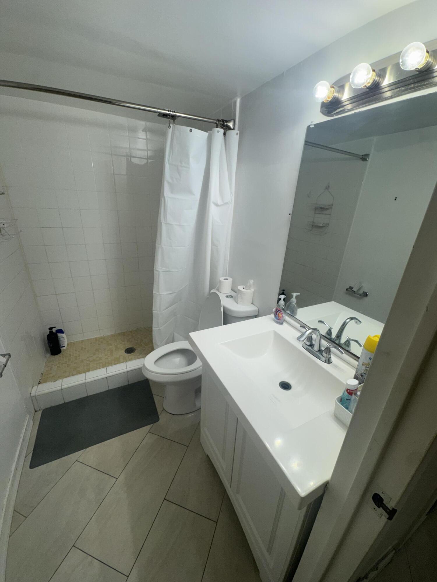 3312 N Northside Drive 607 Property Photo 21