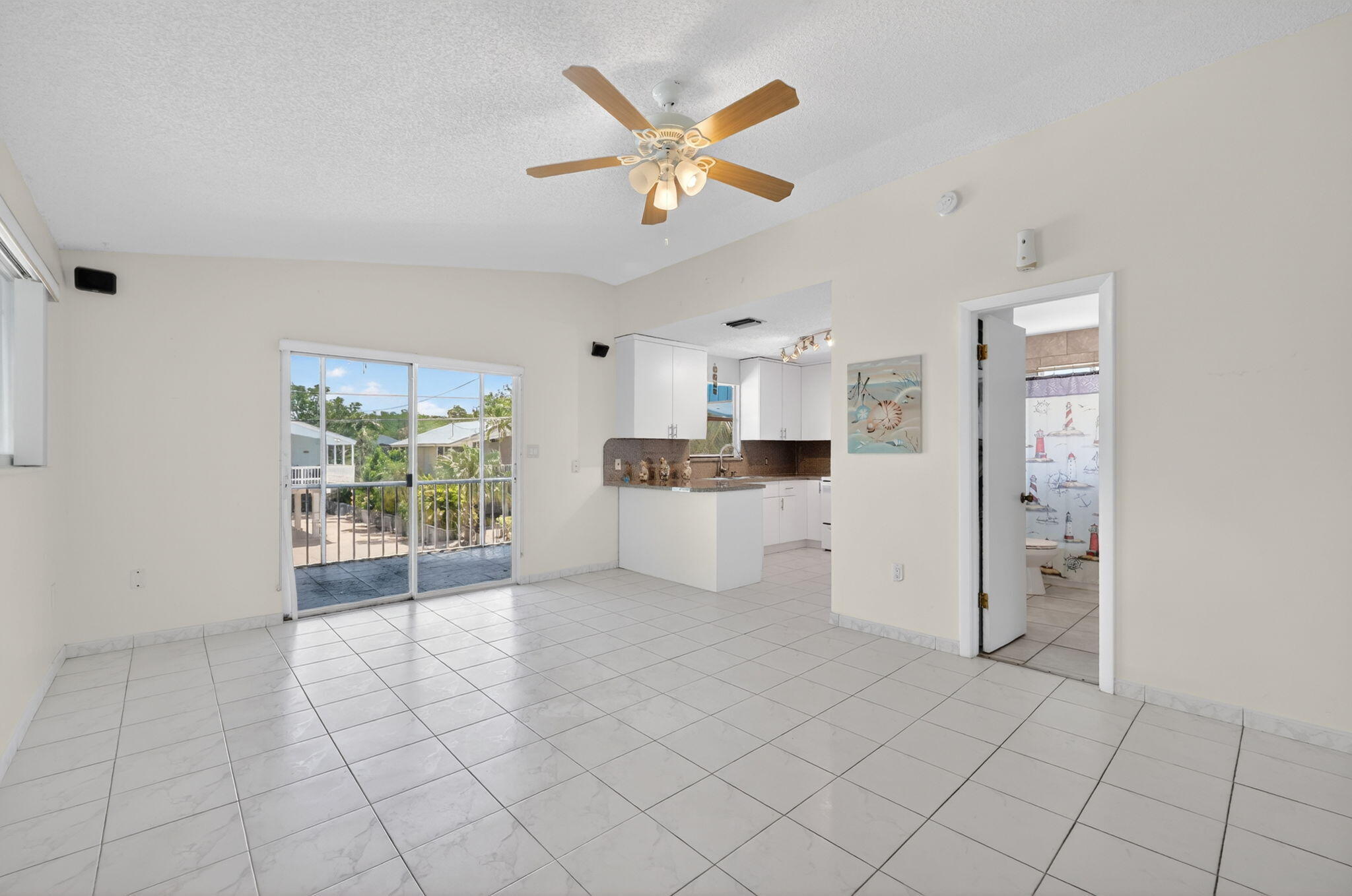 414 N Mahogany Avenue Property Photo 13