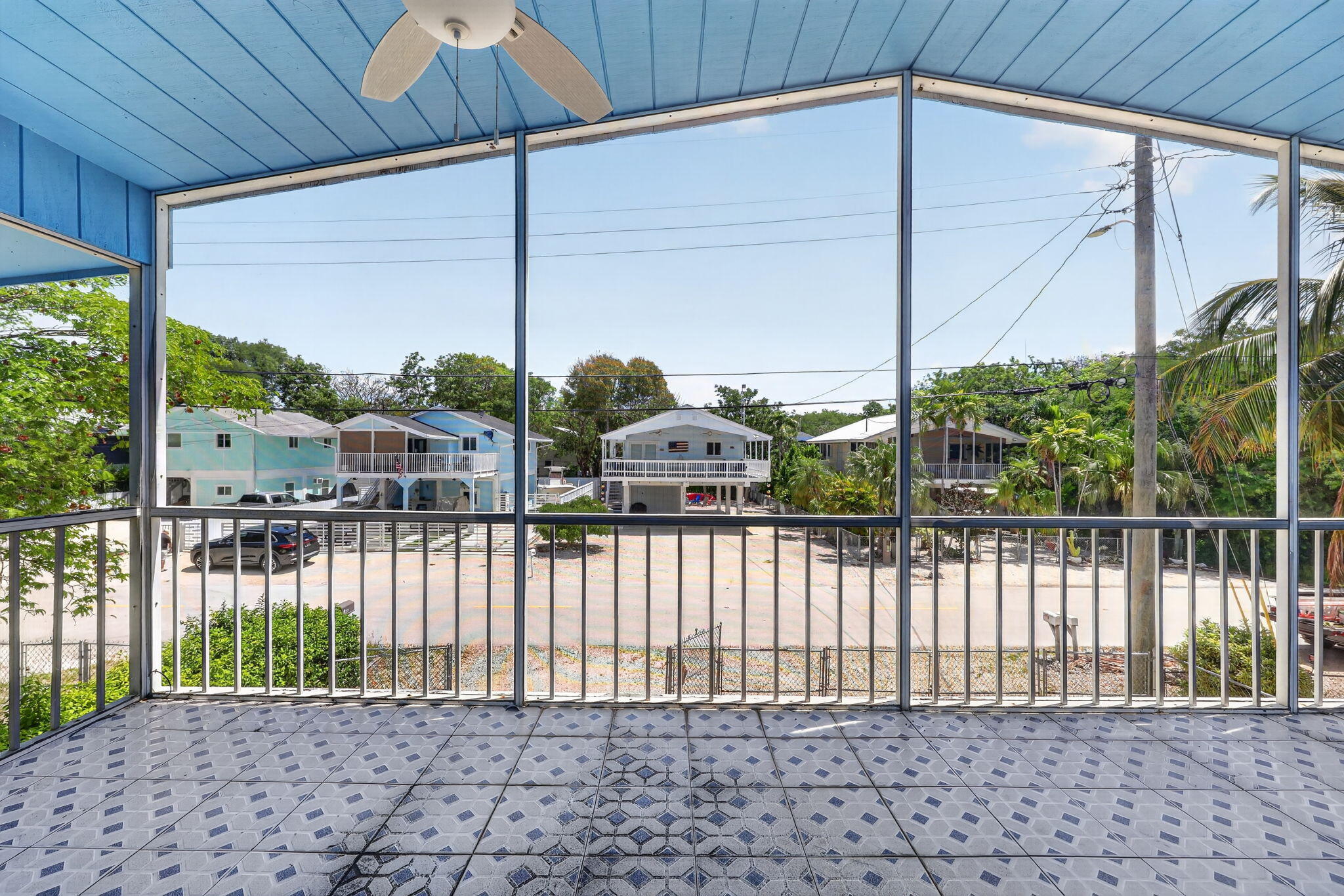 414 N Mahogany Avenue Property Photo 32