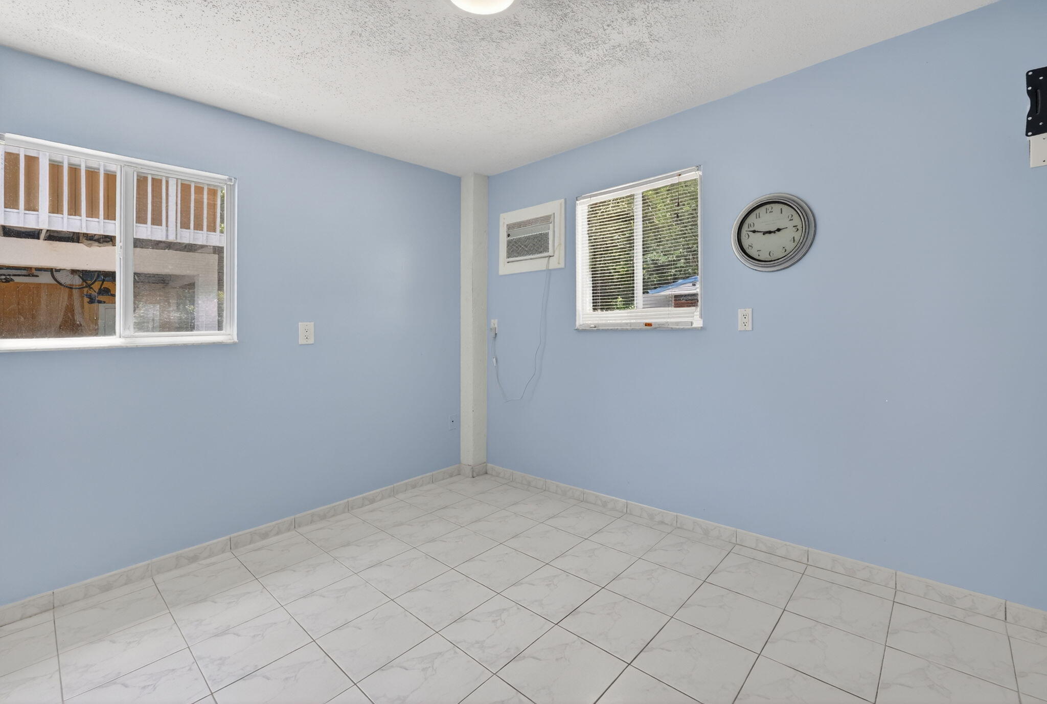 414 N Mahogany Avenue Property Photo 35
