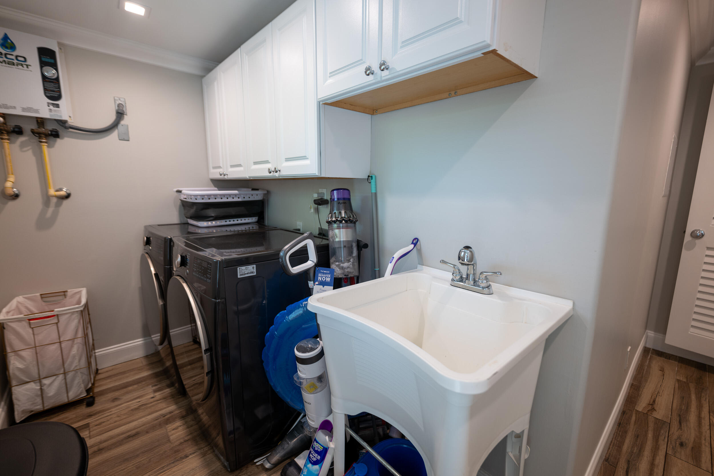 209 Shore Avenue Property Photo 19