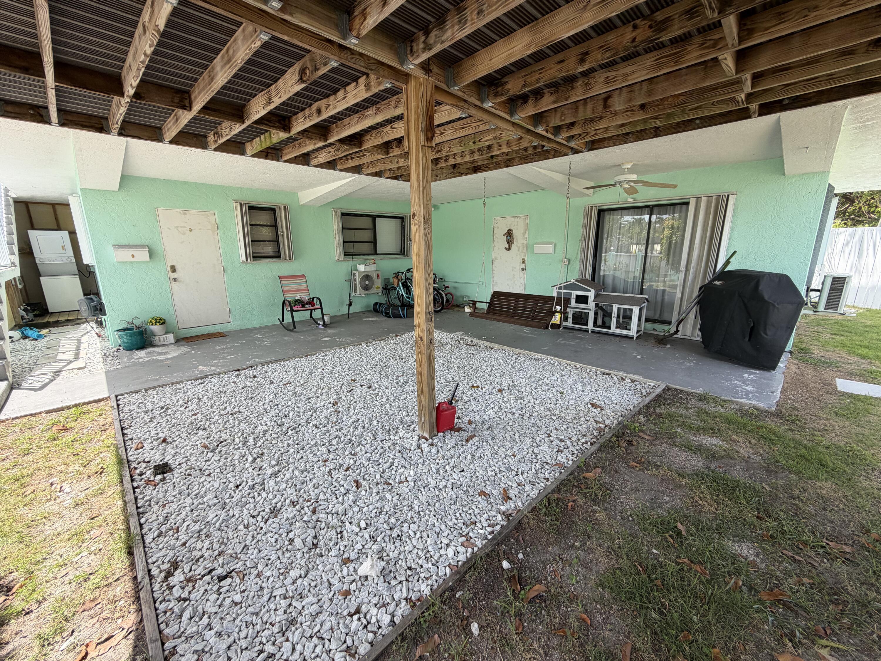 322 3rd Road Property Photo 5