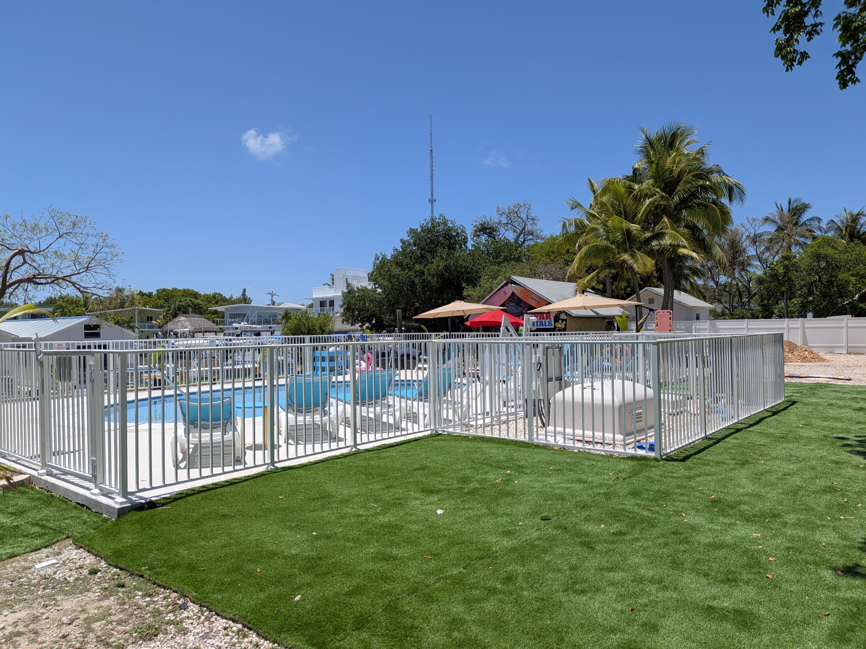 200 Treasure Harbor Drive Property Photo 8