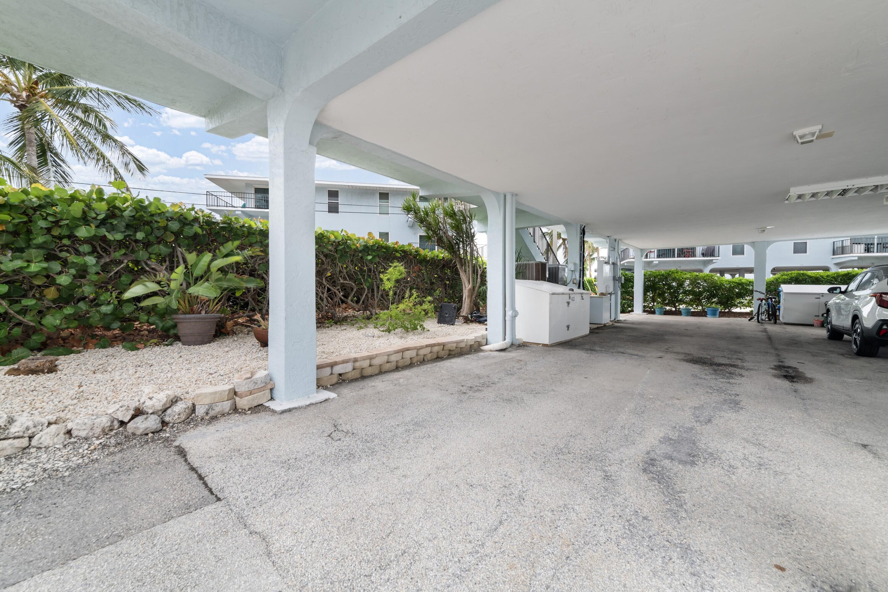 12690 Overseas Highway 413 Property Photo 10