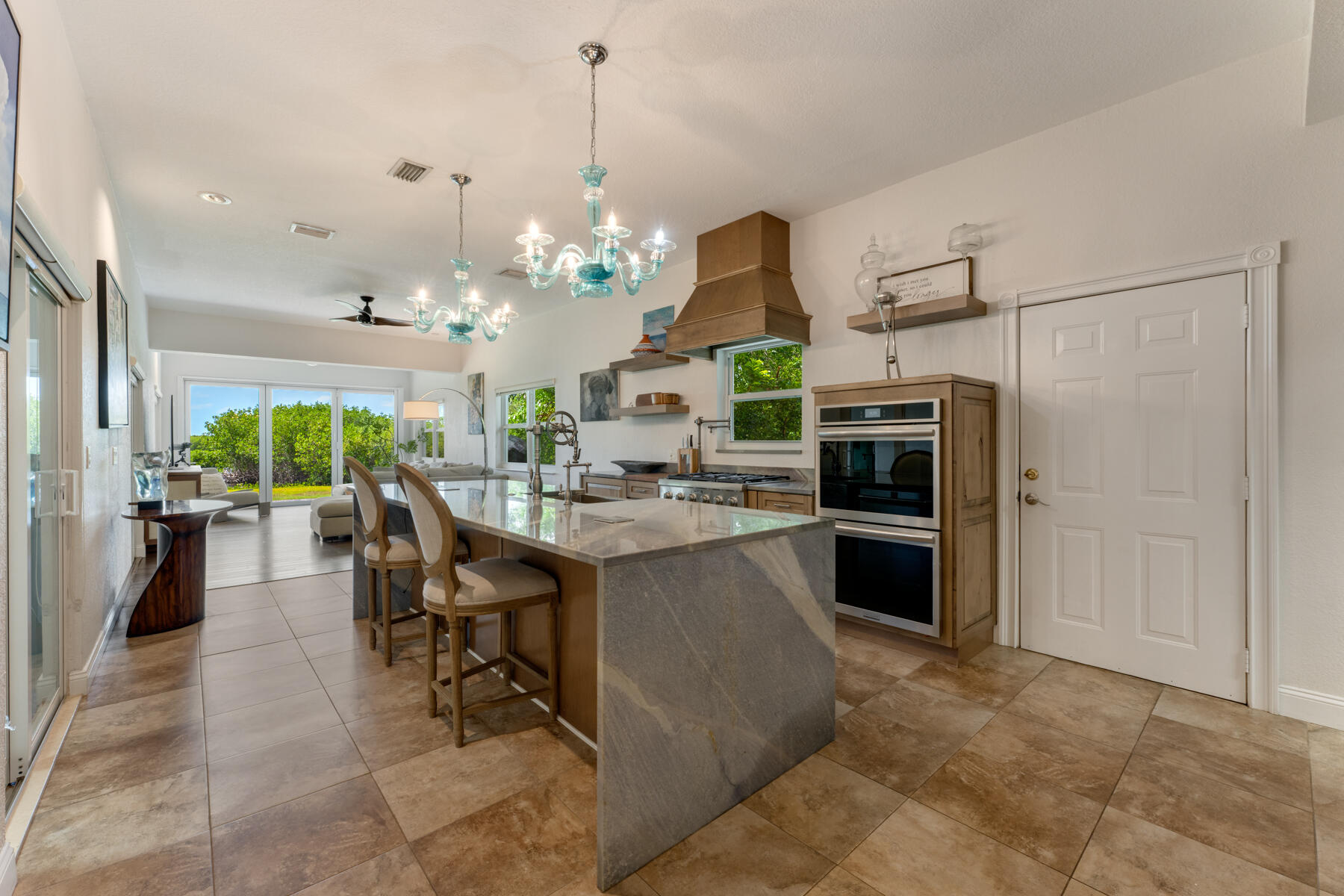 120 S Coco Plum Road S Property Photo 8