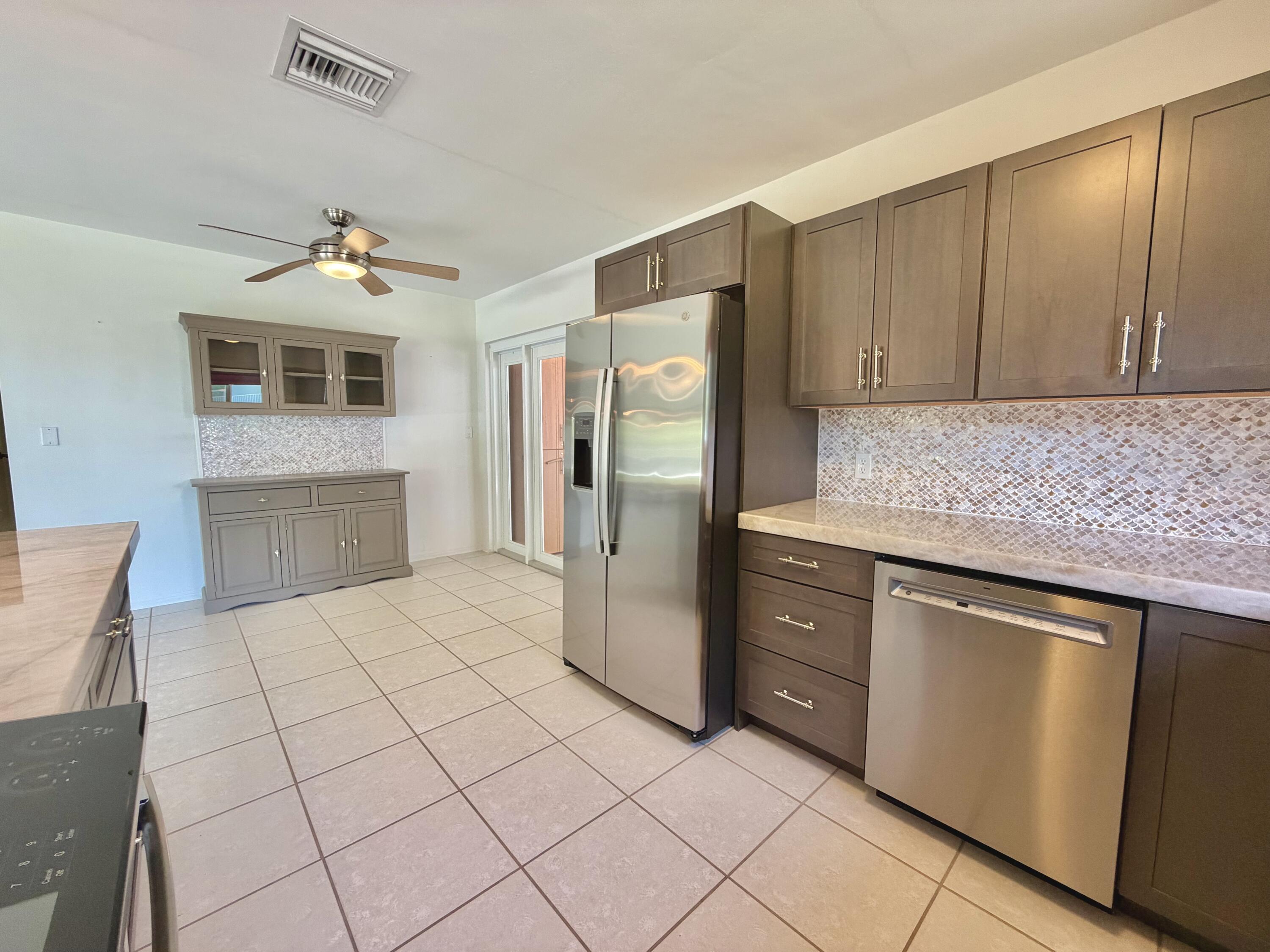 149 N Bay Harbor Drive Property Photo 36