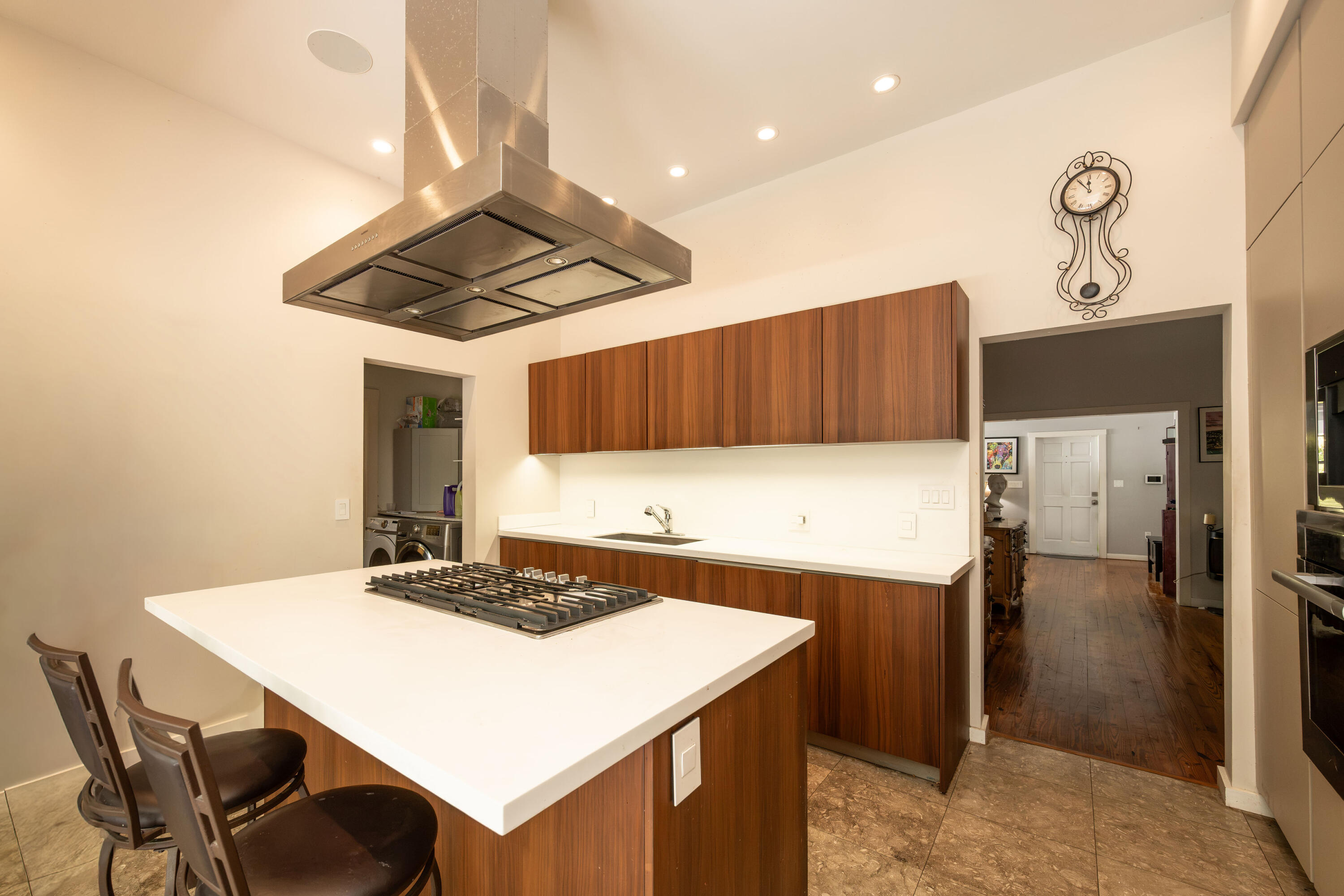1407 Petronia Street Property Photo 22