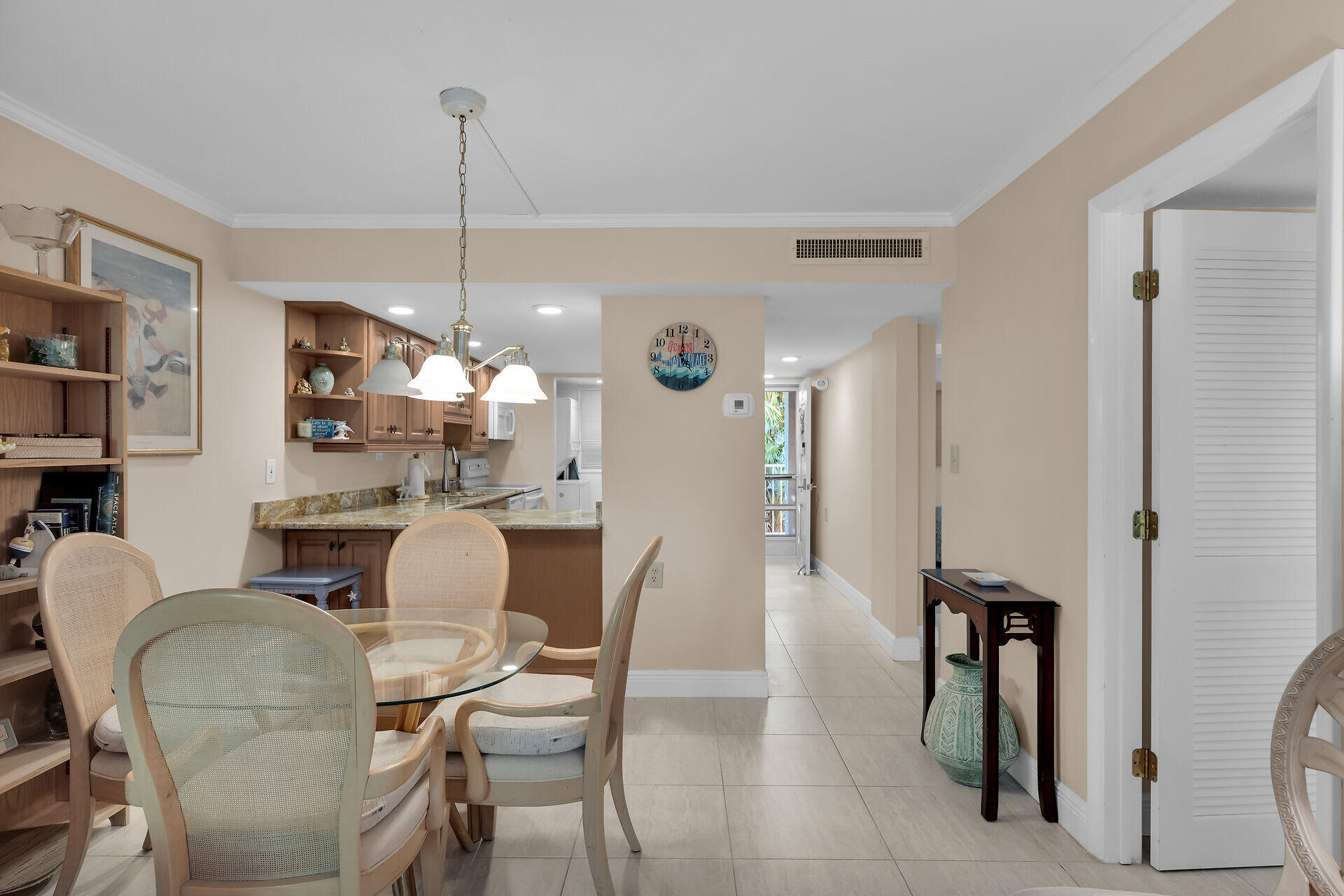 201 E Ocean Drive 1-211 Property Photo 16