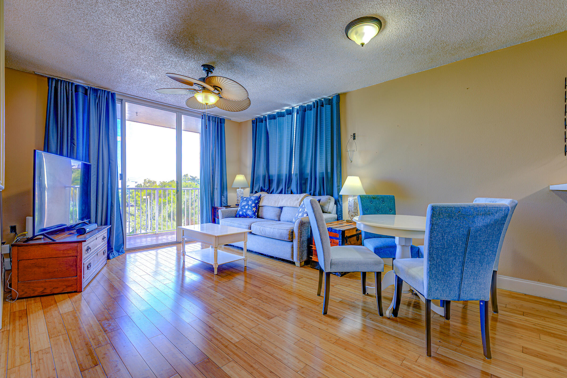 3930 S Roosevelt Boulevard W314 Property Photo 4