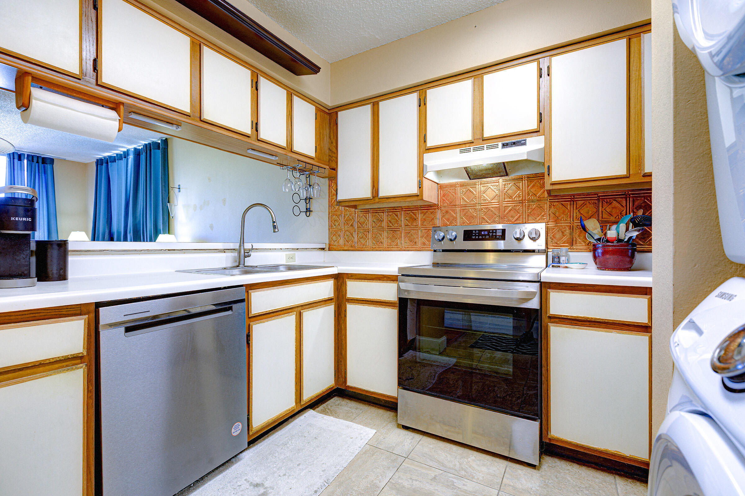 3930 S Roosevelt Boulevard W314 Property Photo 7