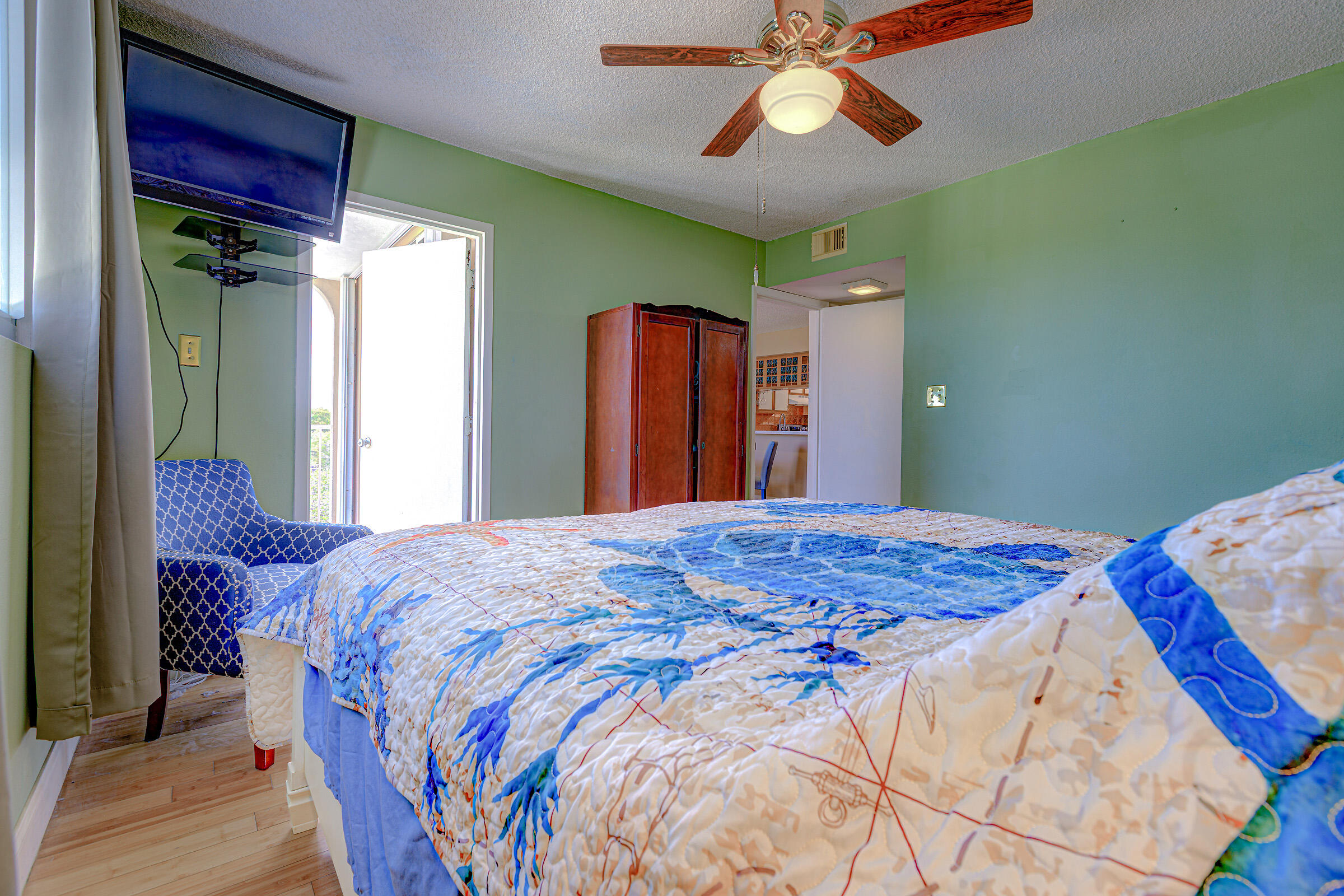 3930 S Roosevelt Boulevard W314 Property Photo 10