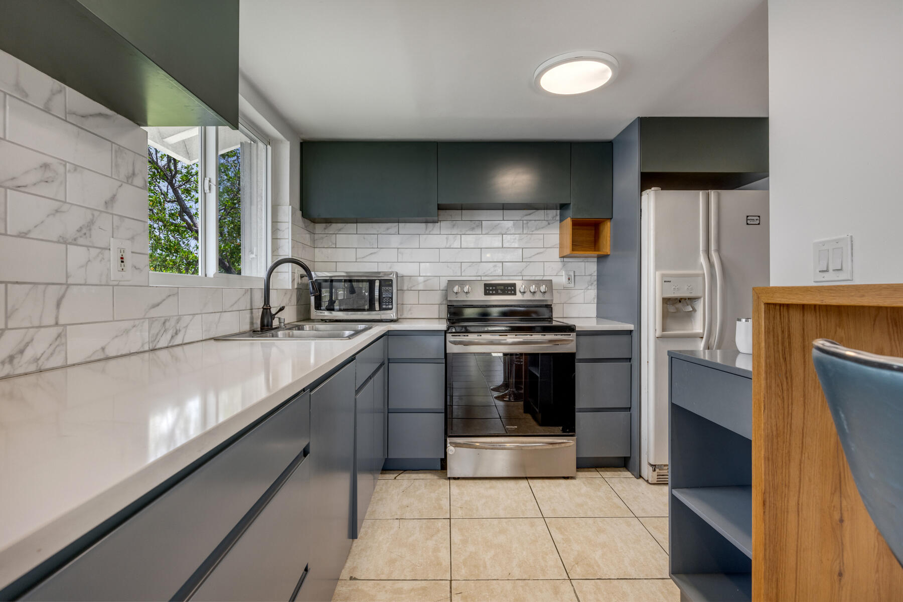 32 Hilton Haven Road Apt 5 Property Photo 17