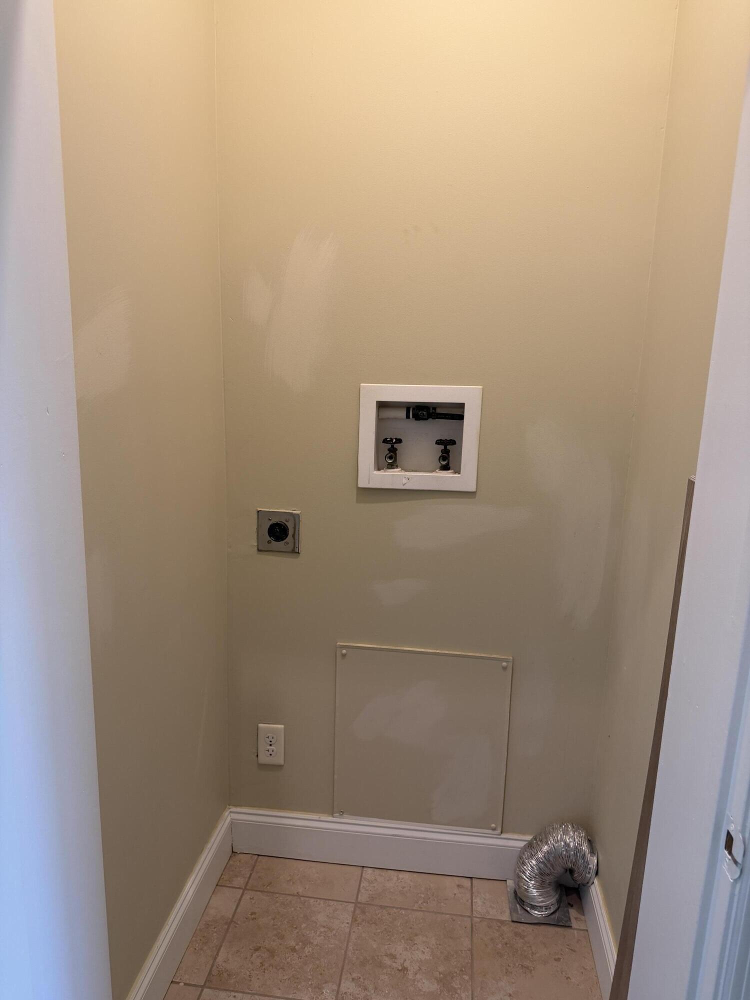 27452 Anguila Lane Property Photo 13
