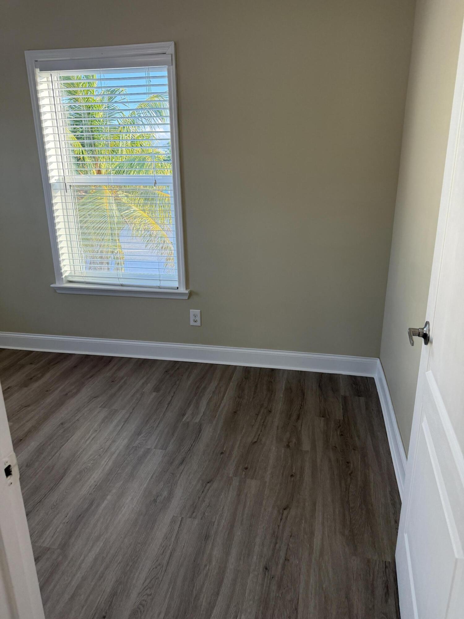 27452 Anguila Lane Property Photo 14