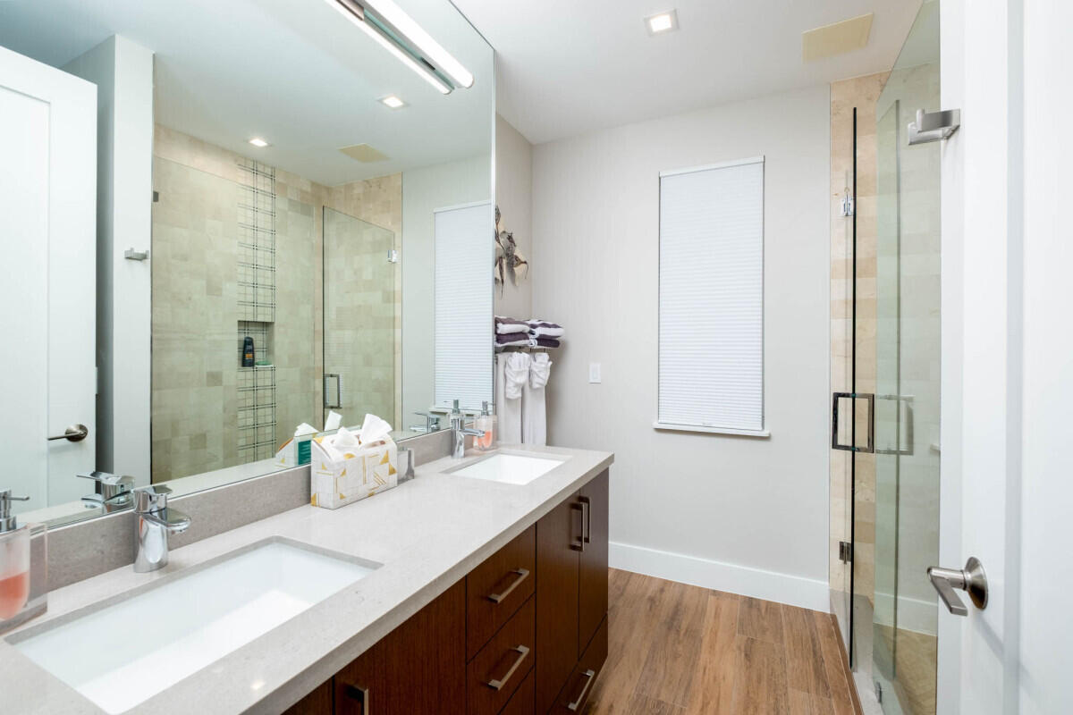 20 Center Lane Property Photo 15