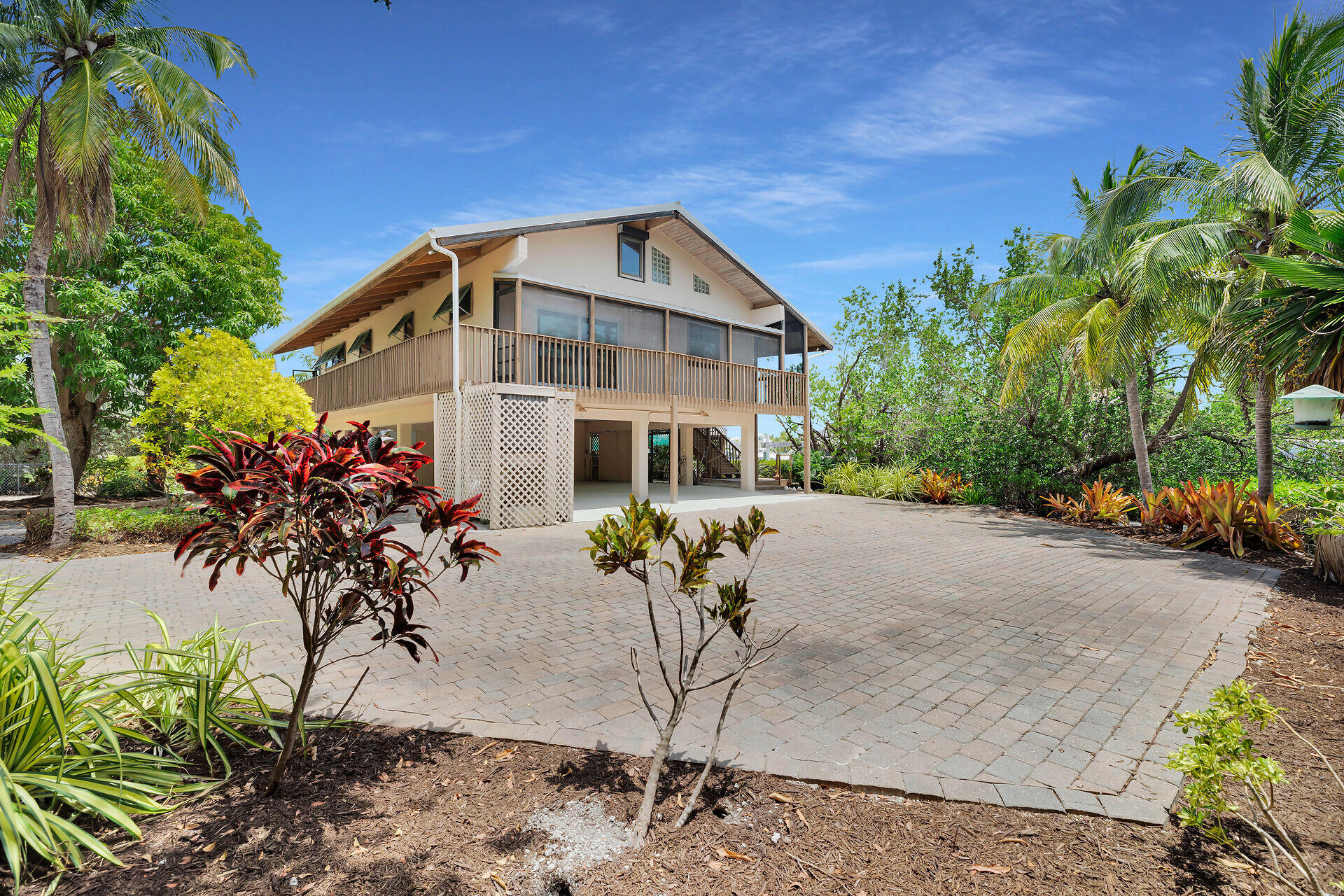 870 Copa D Oro Property Photo 4