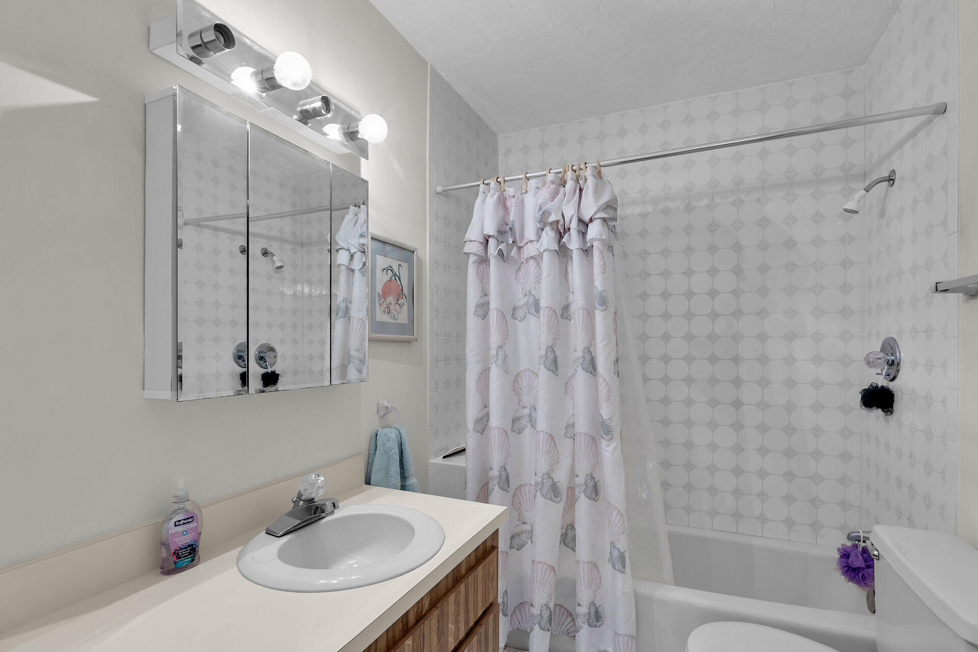 350 11th Street Property Photo 13