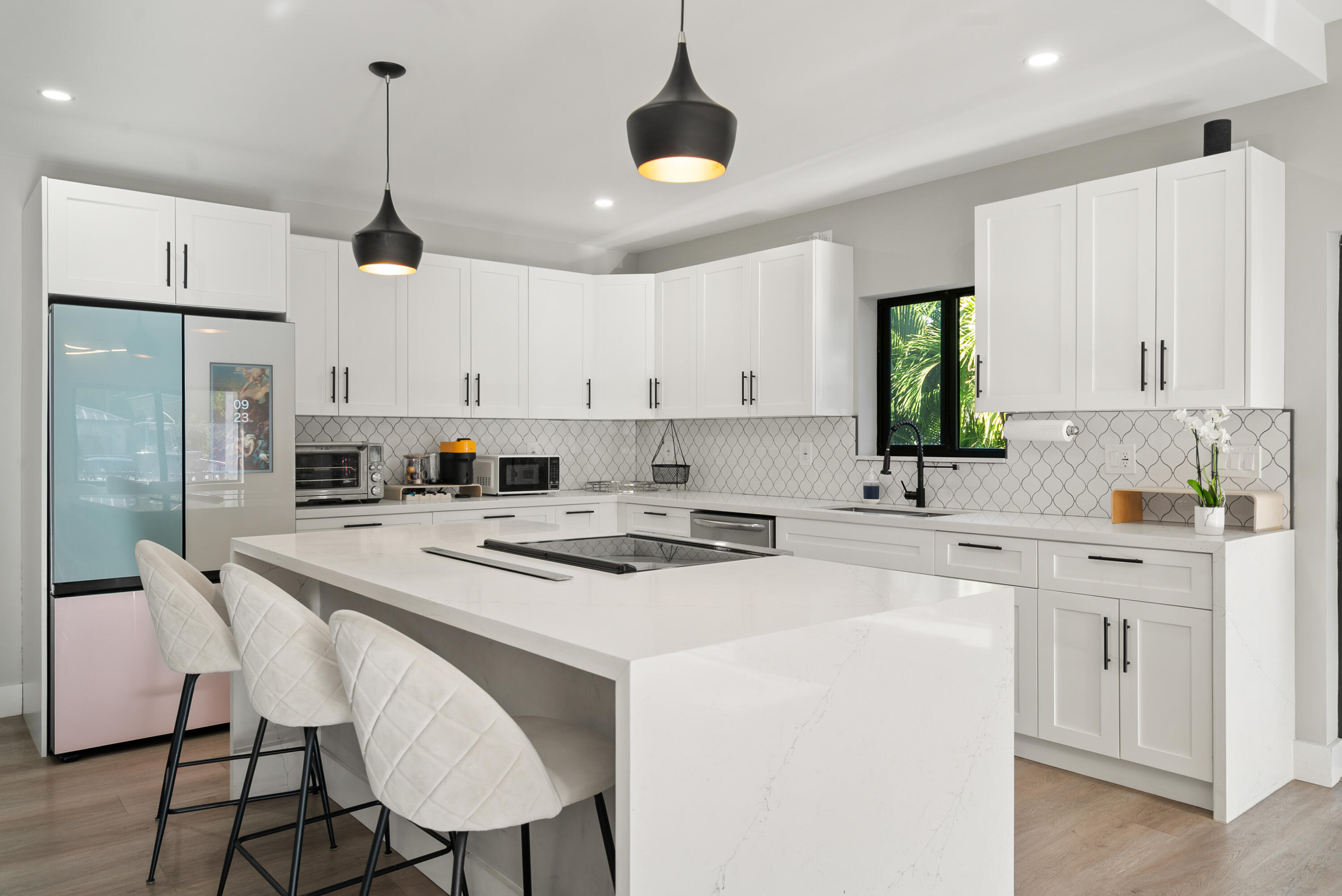 13 Coral Way Property Photo 2