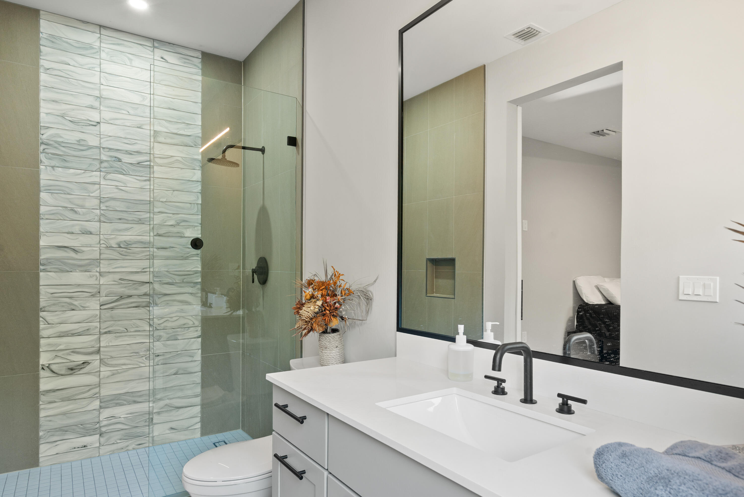 13 Coral Way Property Photo 10