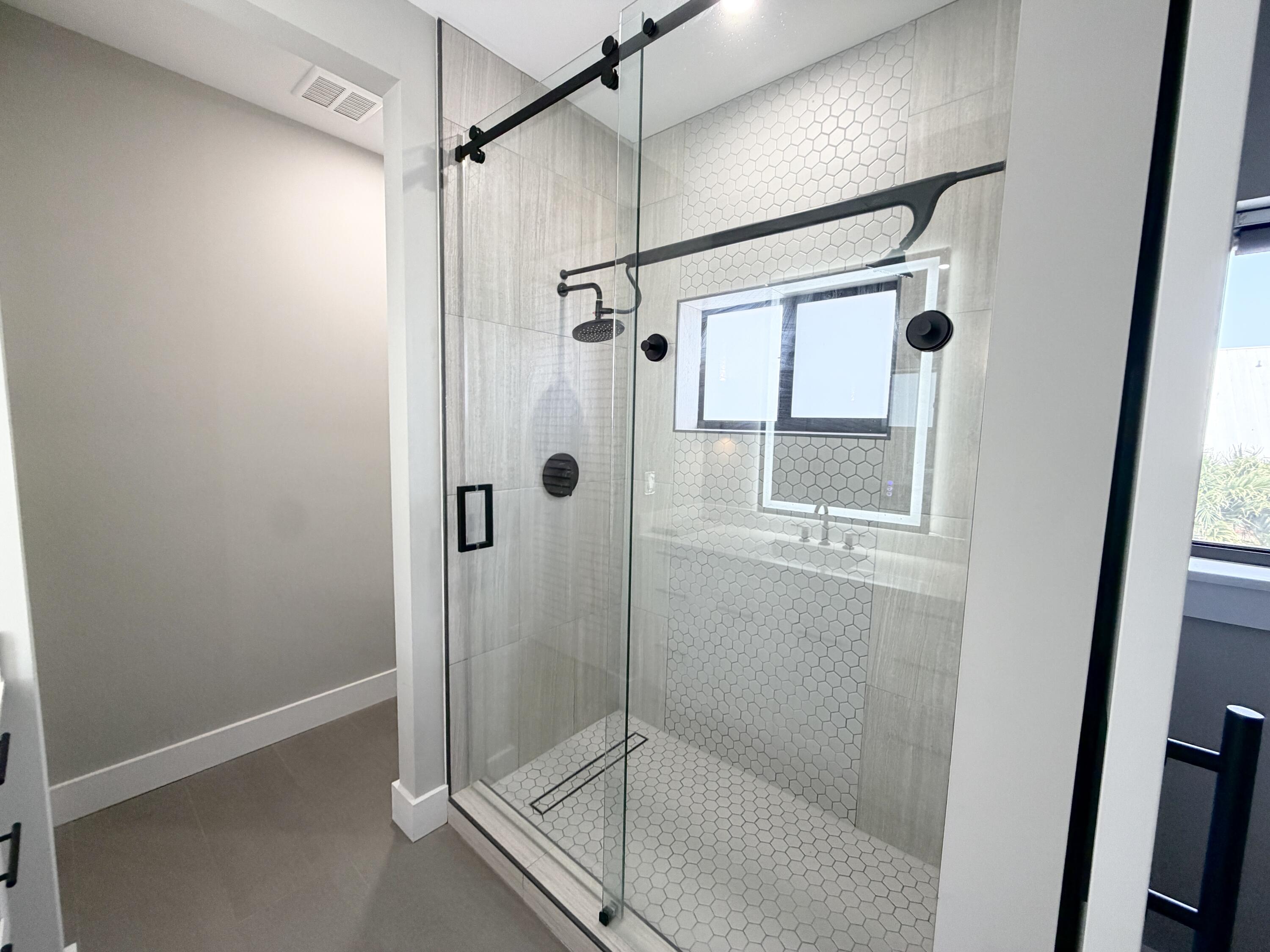 13 Coral Way Property Photo 25