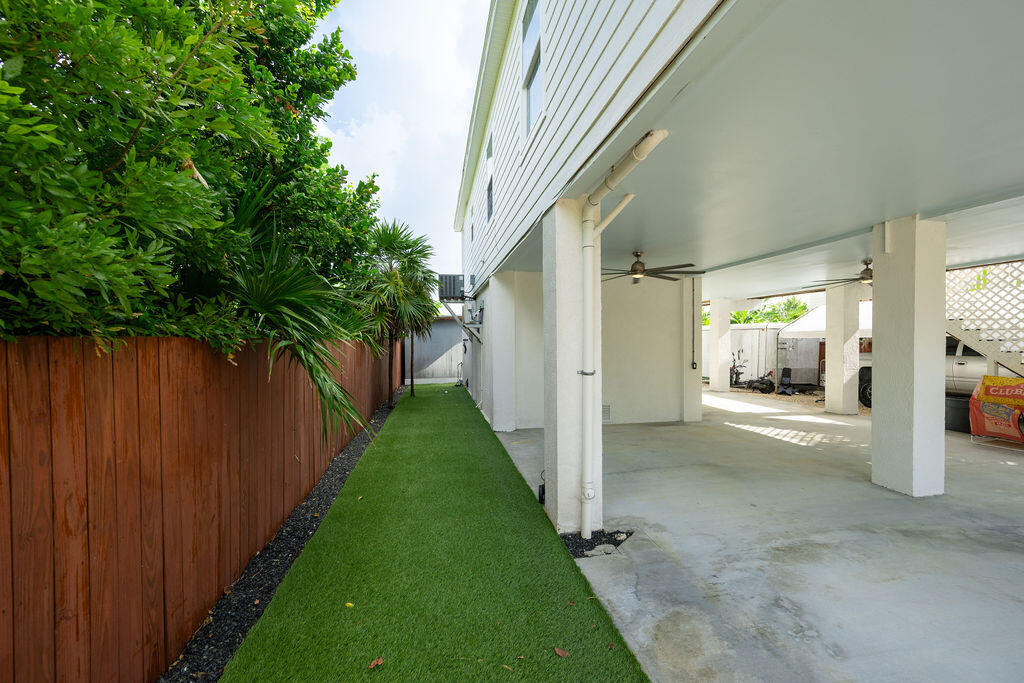 441 Avenue A Property Photo 33