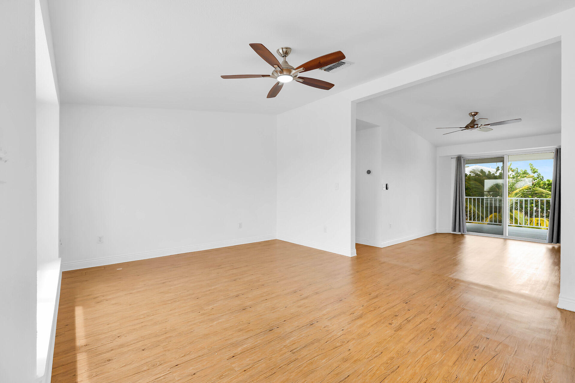 203 Peachtree Avenue Property Photo 11