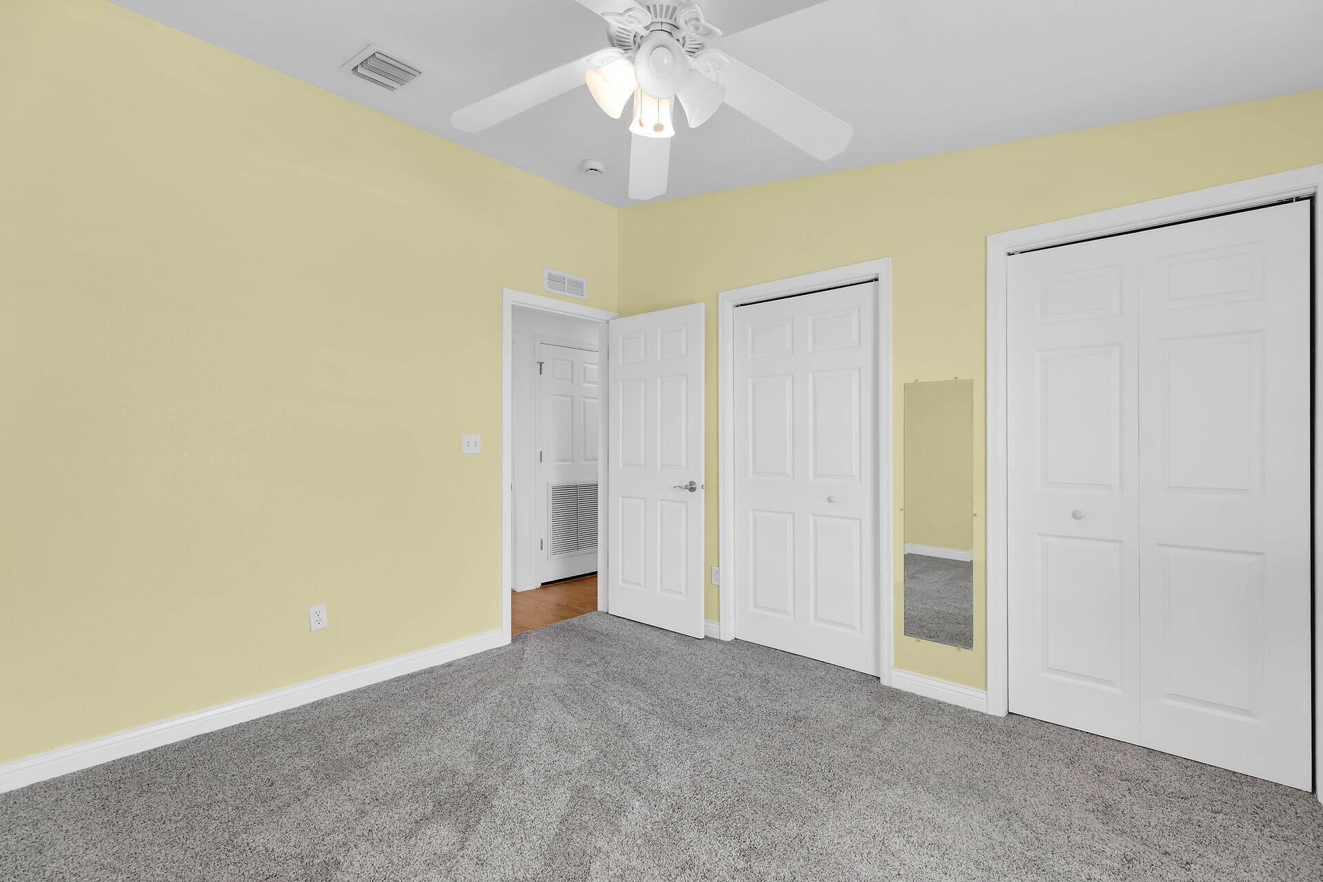 203 Peachtree Avenue Property Photo 25