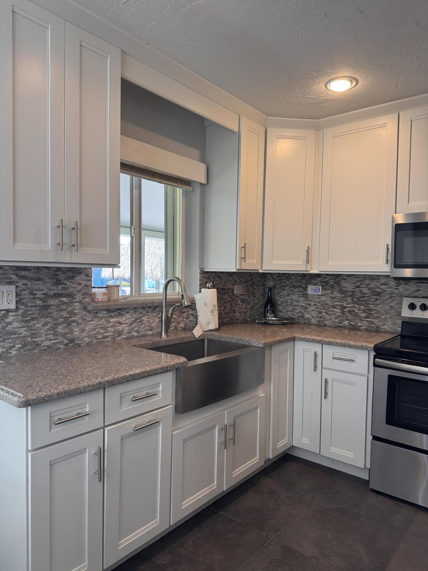 135 Peace Avenue Property Photo 8