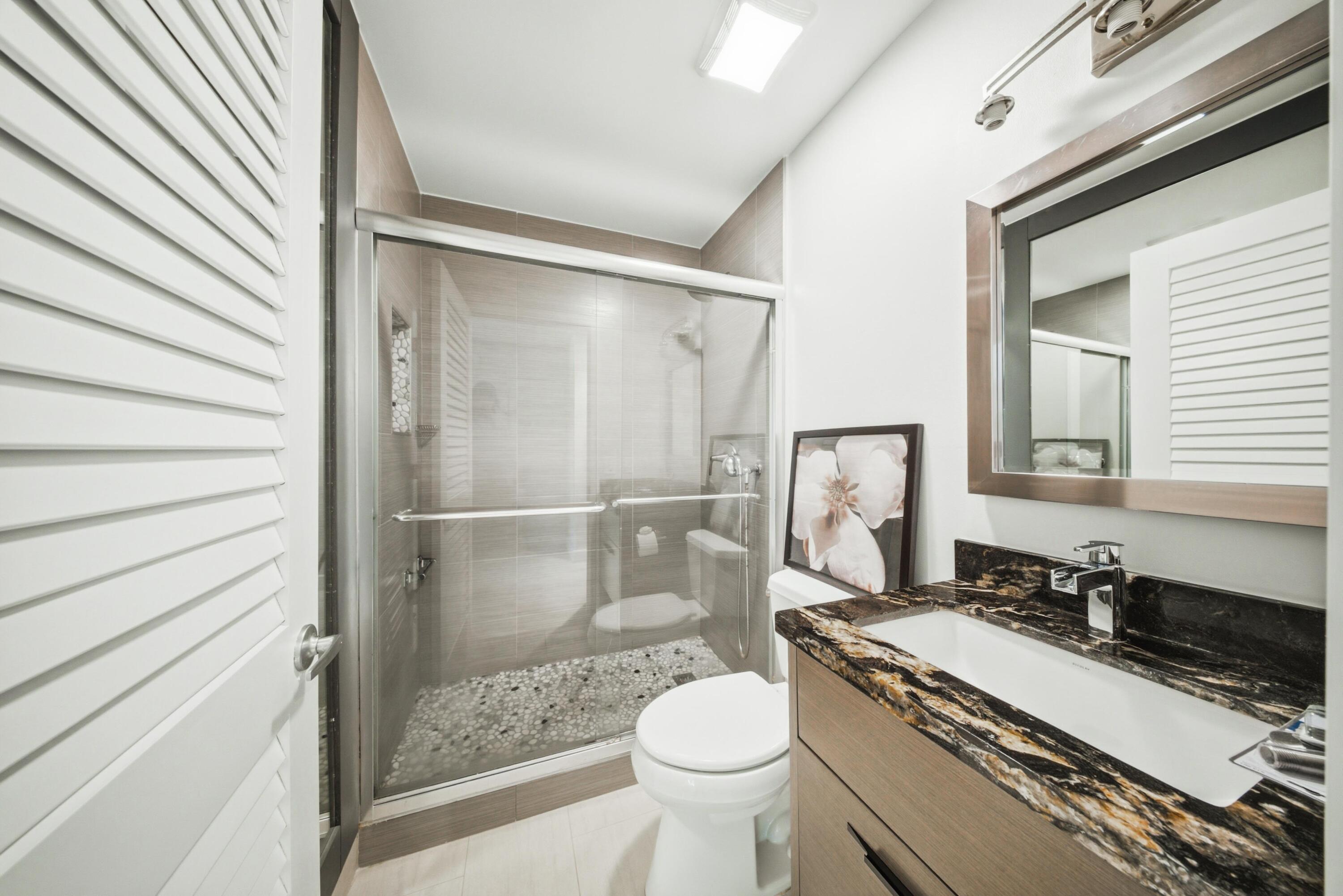 138 N Indies Drive B Property Photo 23