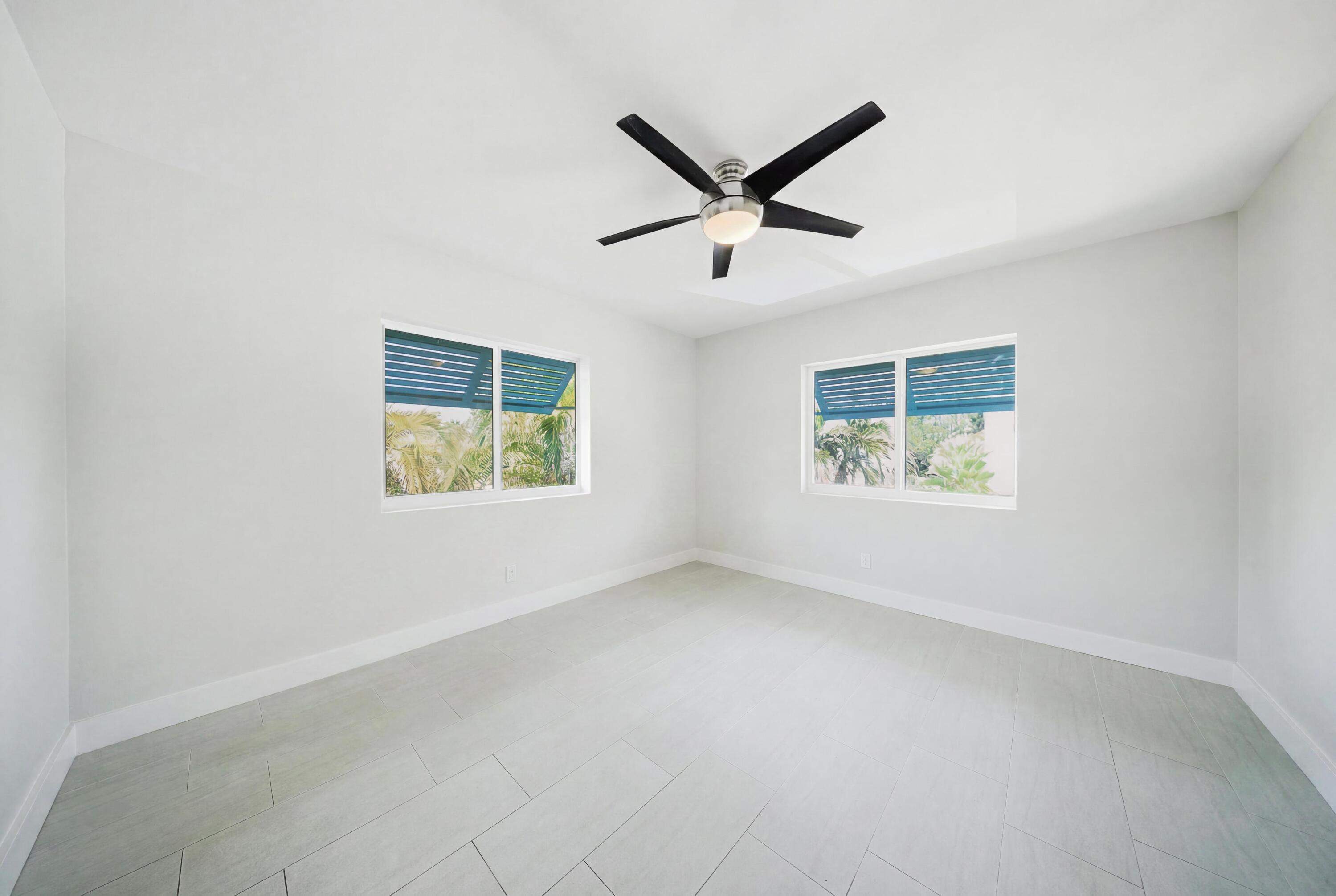 138 N Indies Drive B Property Photo 26