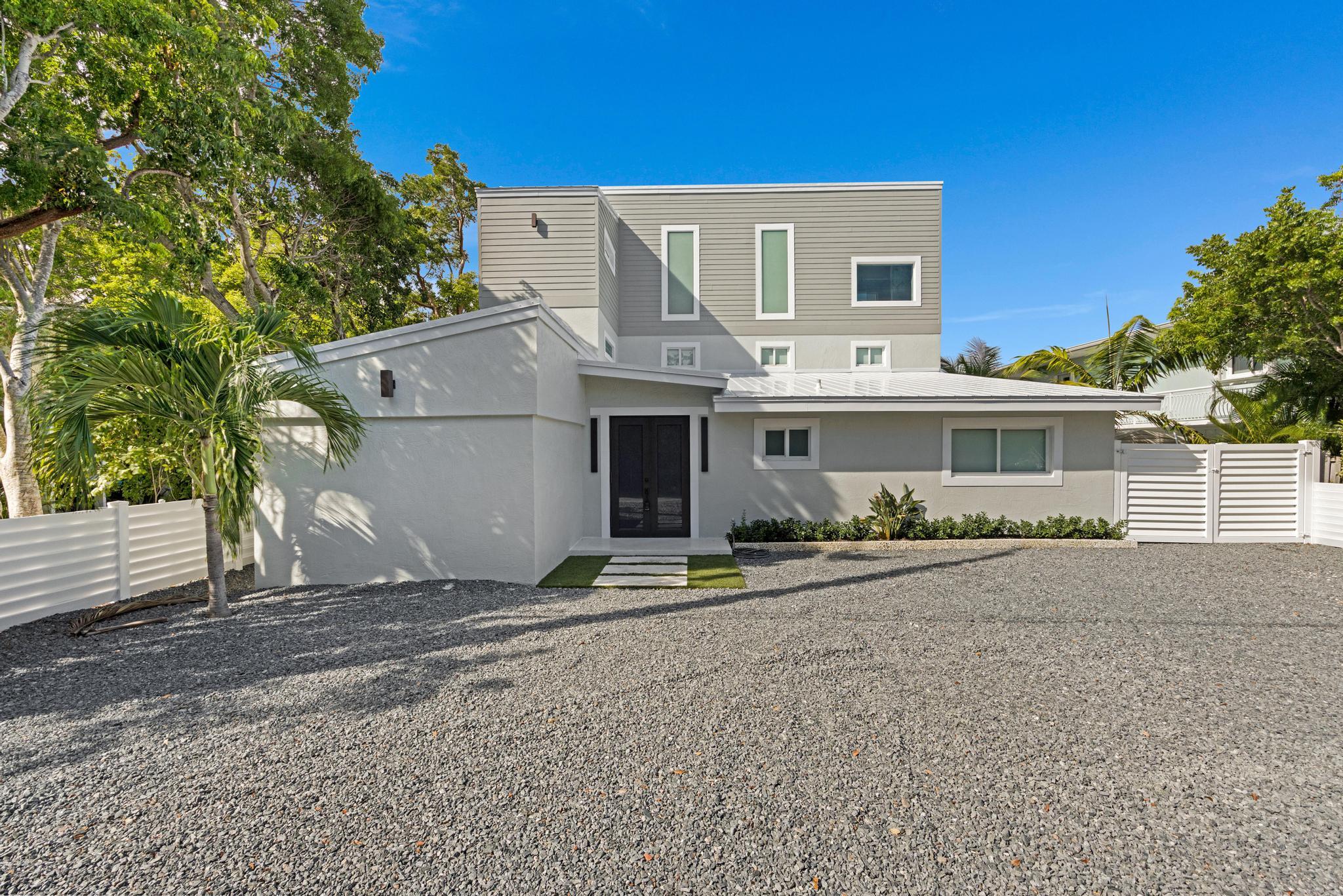 8 Poisonwood Road Property Photo 8