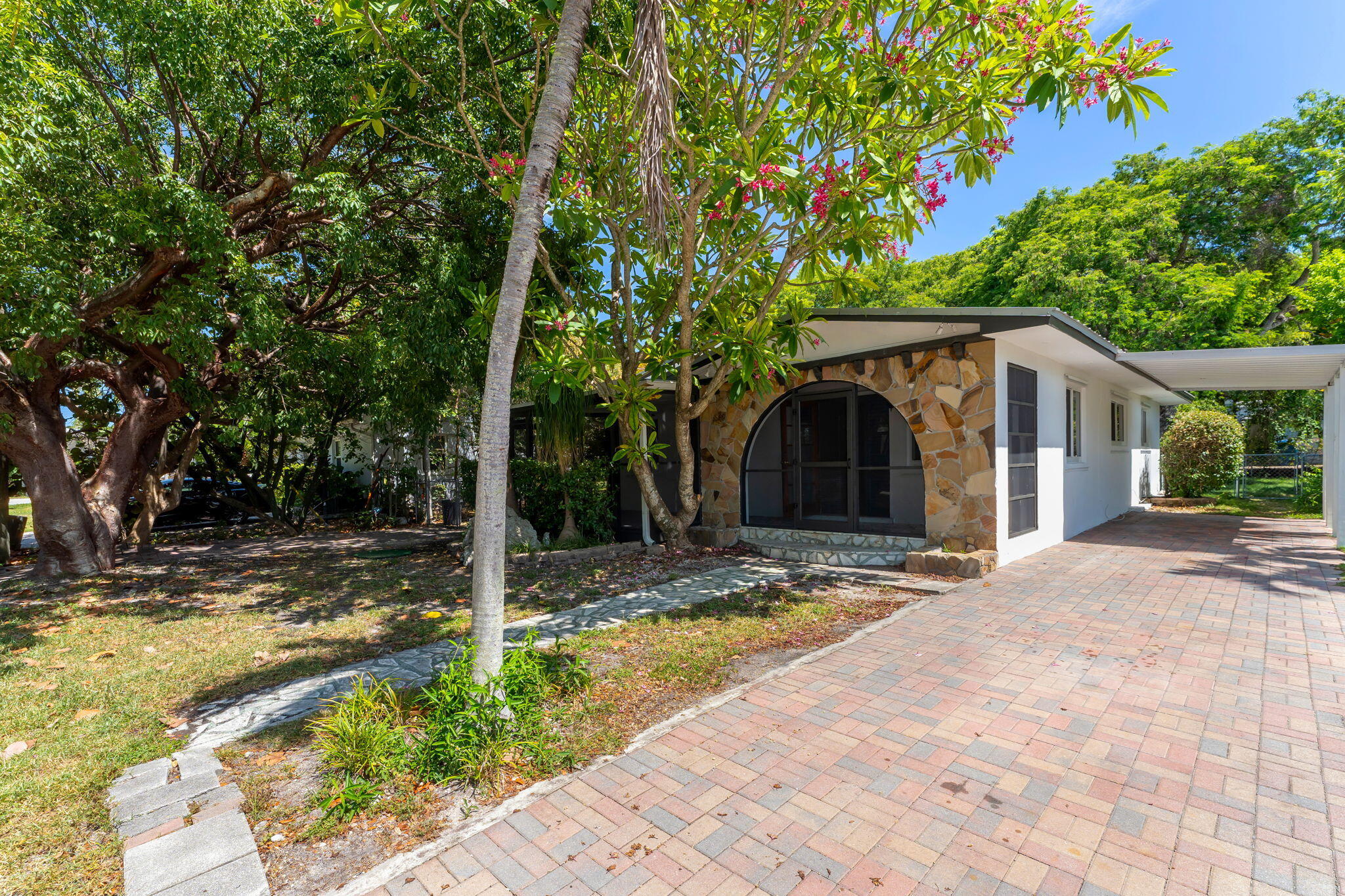 803 Brown Street
