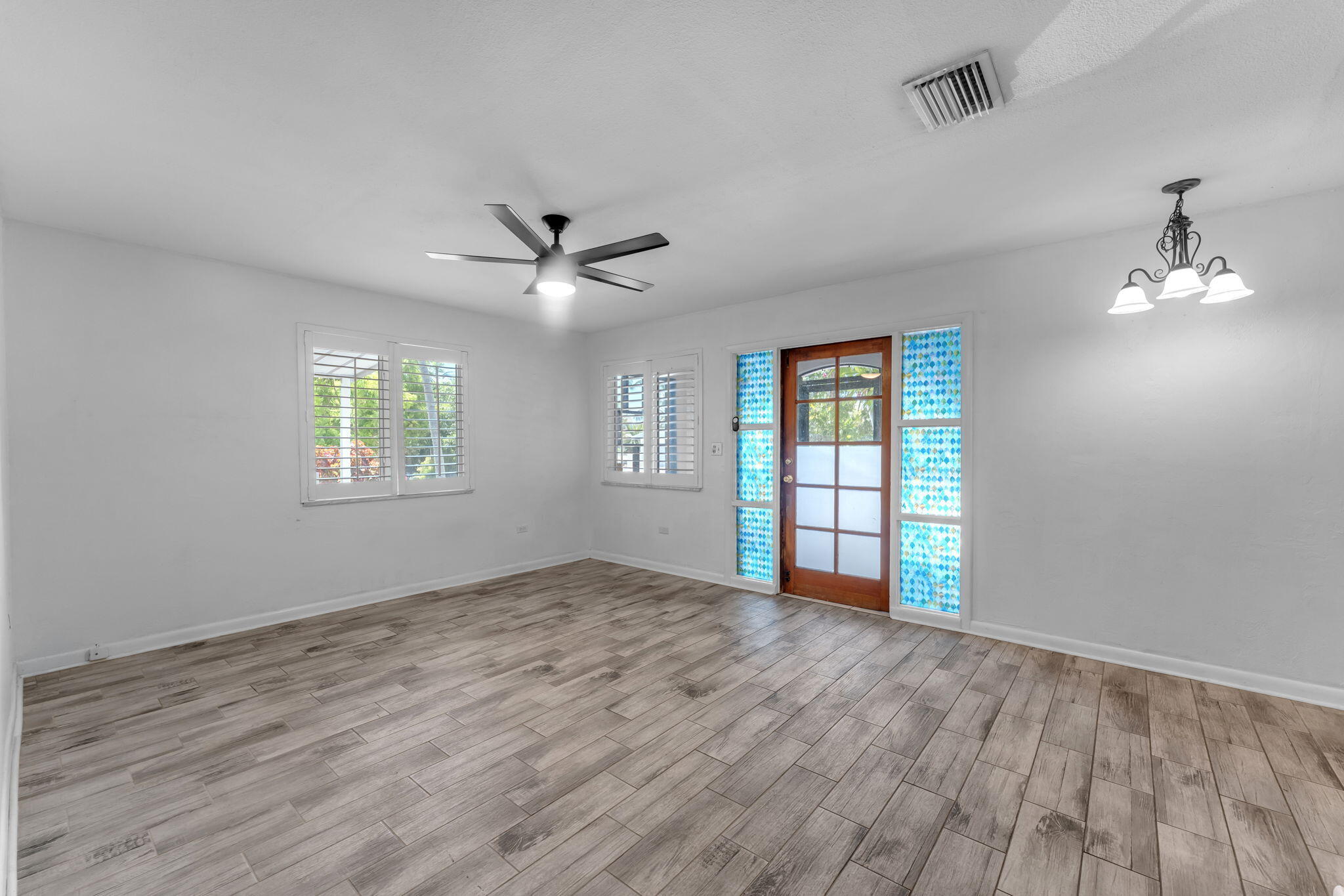 803 Brown Street Property Photo 10